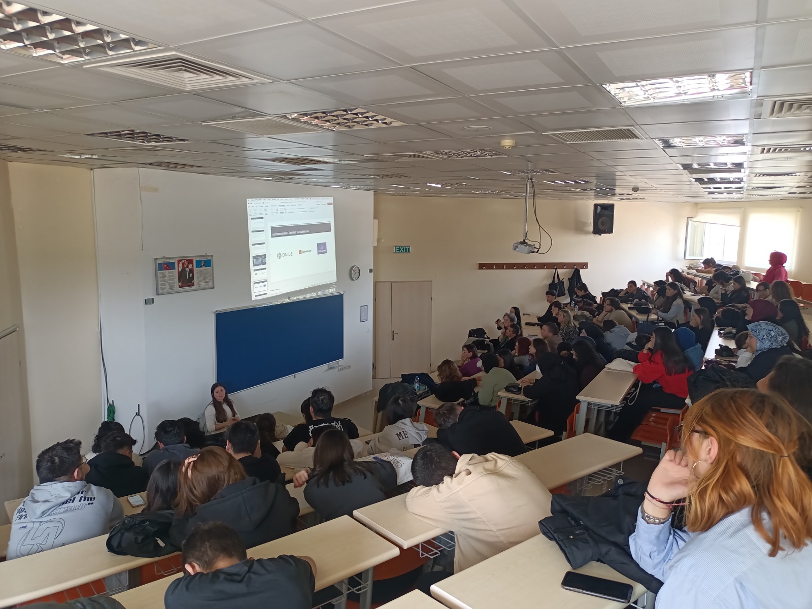 Balıkesir MYO Tasarım Bölümünün “Grafik Tasarımda Yapay Zekâ Araçları” Semineri 5
