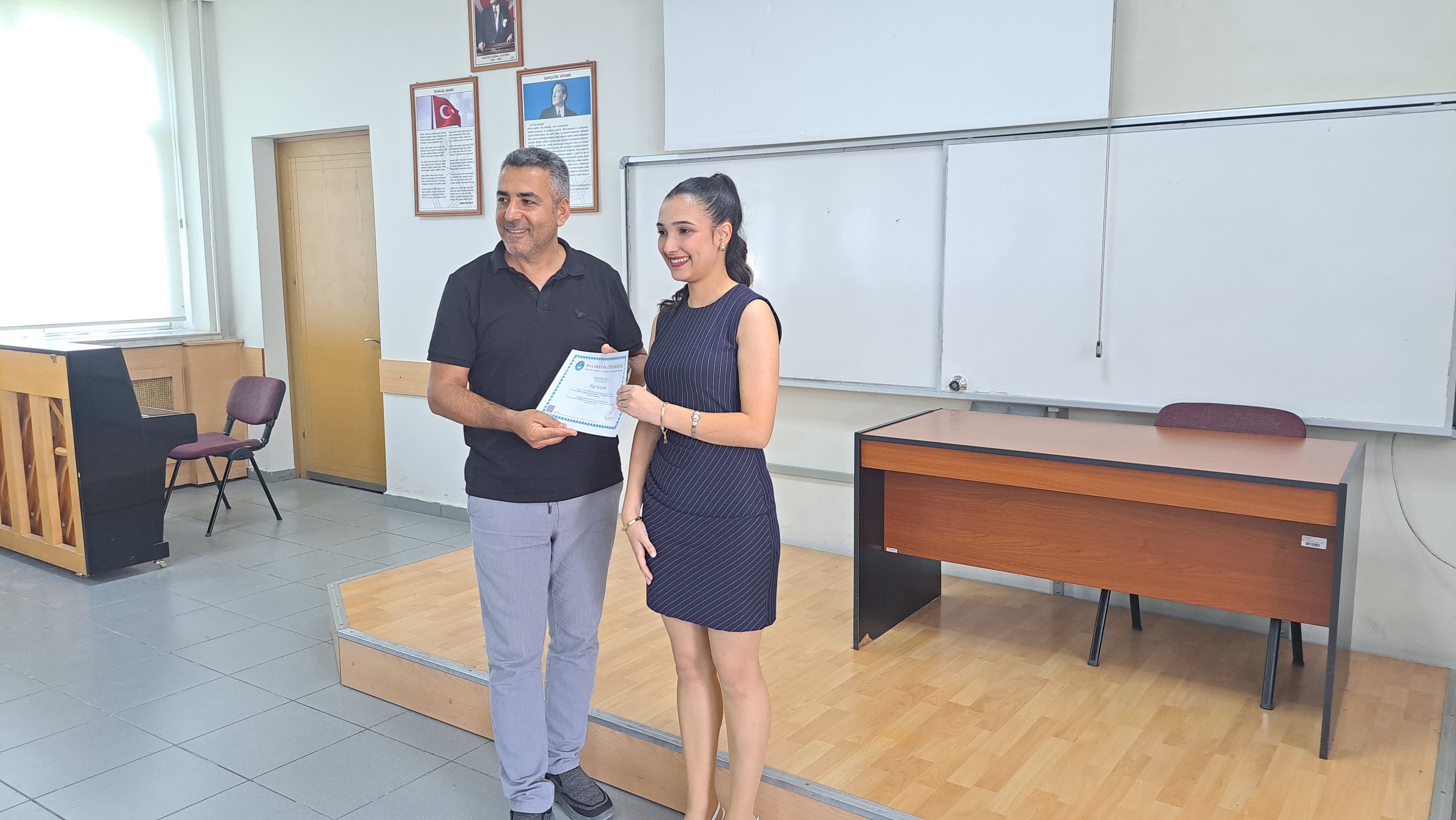 Fen Bilgisi Öğretmen Adayları İçin Bütünleştirilmiş STEM Eğitimi ve Uygulamaları Sertifika Töreni 3