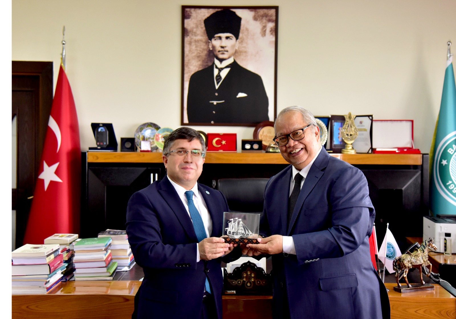 Endonezya ile Akademik İş Birliğinde Yeni Adım: Endonezya Cumhuriyeti İstanbul Başkonsolosundan, BAÜN Rektörü Prof. Dr. Yücel Oğurlu’ya Ziyaret 4