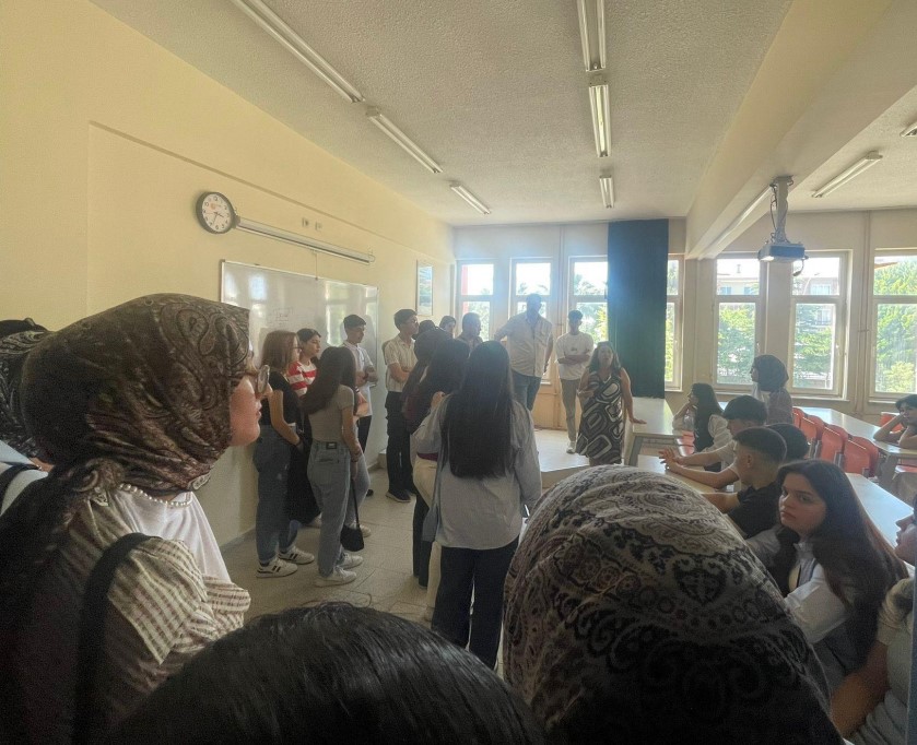 Ayvalık Meslek Yüksekokulu, Geleceğin Öğrencilerini Ağırladı 3