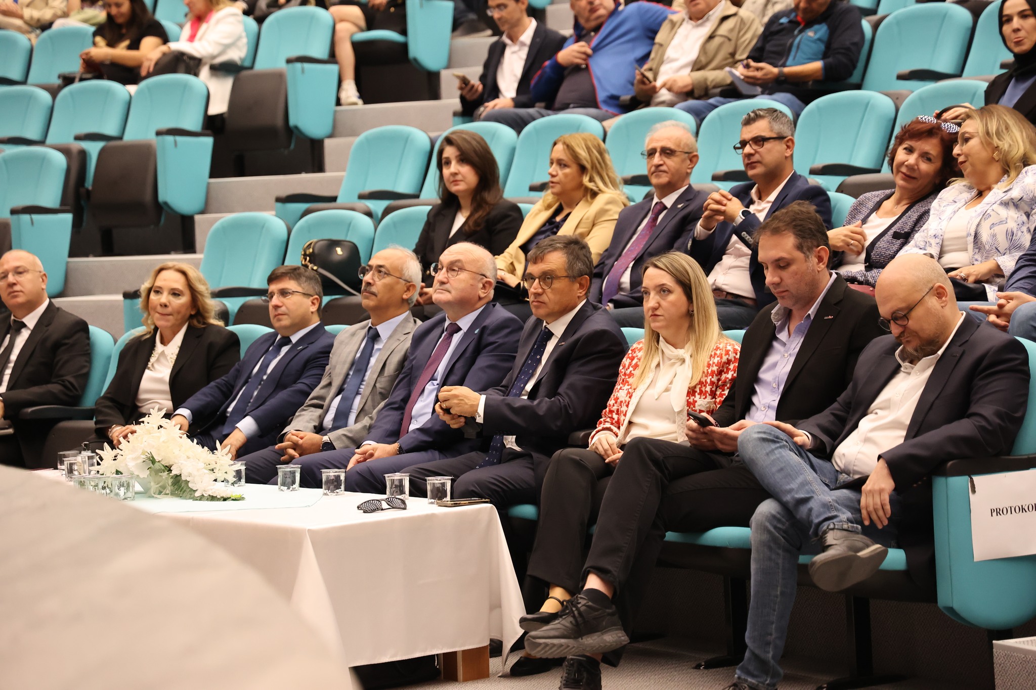 1. KARİYER GÜNLERİ  ETKİNLİĞİNE KATILIM  2