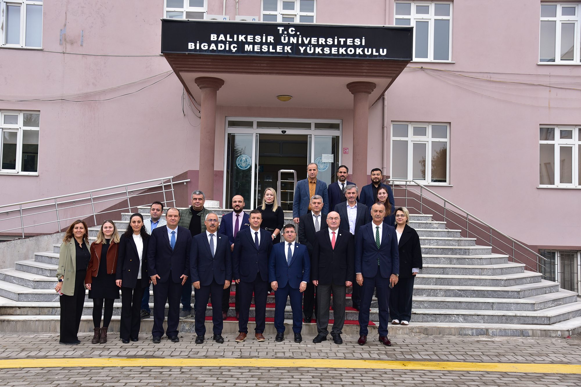 Rektör Prof. Dr. Yücel Oğurlu’dan Okulumuza Ziyaret  2