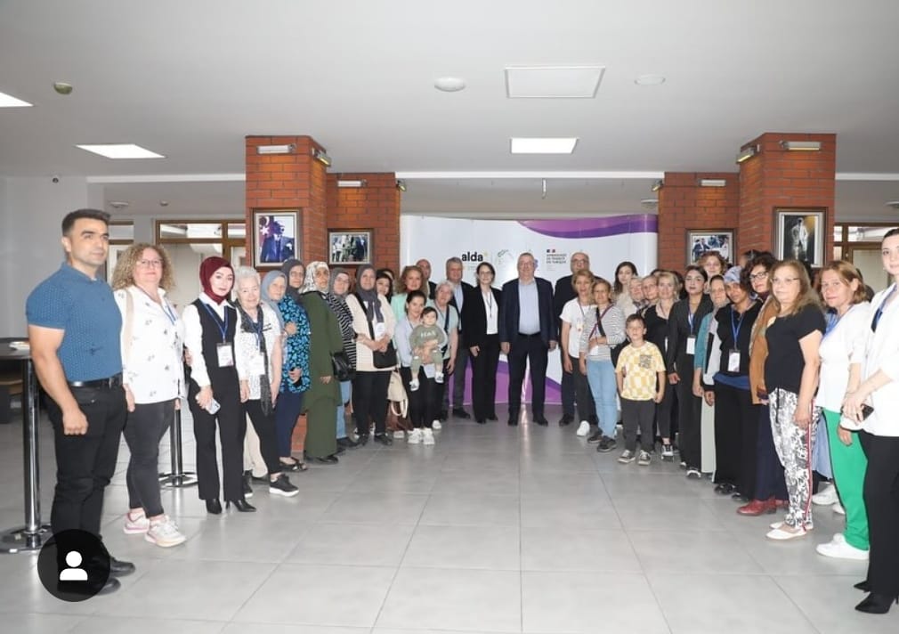 Enstitümüzden Kadınların Yerel Kararlara Katılımına Destek: LDA Edremit'in Eğitim Projesine Katkı 2