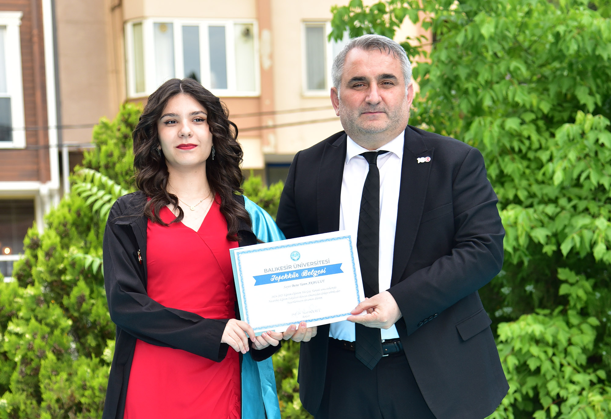 Yeni Nesil Eğitimciler Meslek Hayatına İlk Adımlarını Attı: Türkiye’nin En Köklü ve Güzide Eğitim Kurumu Necatibey Eğitim Fakültesi’nde Mezuniyet Heyecanı 6