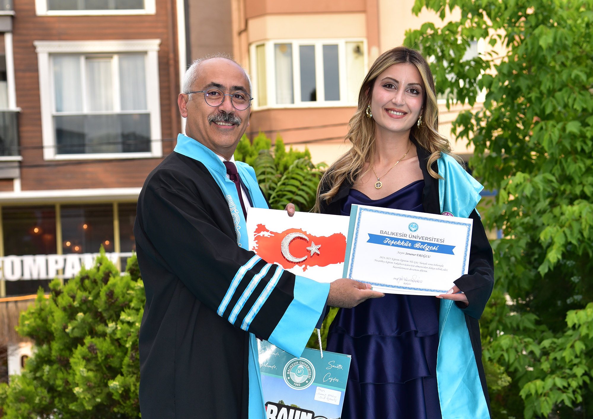 Yeni Nesil Eğitimciler Meslek Hayatına İlk Adımlarını Attı: Türkiye’nin En Köklü ve Güzide Eğitim Kurumu Necatibey Eğitim Fakültesi’nde 113. Mezuniyet Heyecanı 7