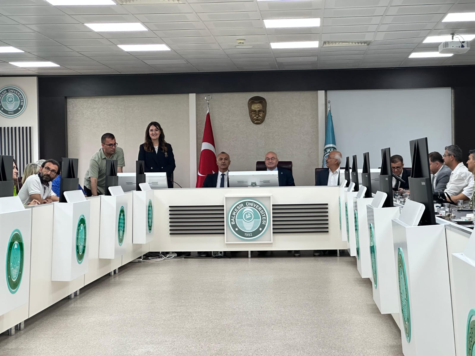 Akreditasyon Hazırlıkları Hız Kazandı: Balıkesir Üniversitesi’nde Kurumsal Akreditasyon Programı Değerlendirme Toplantısı Düzenlendi 3