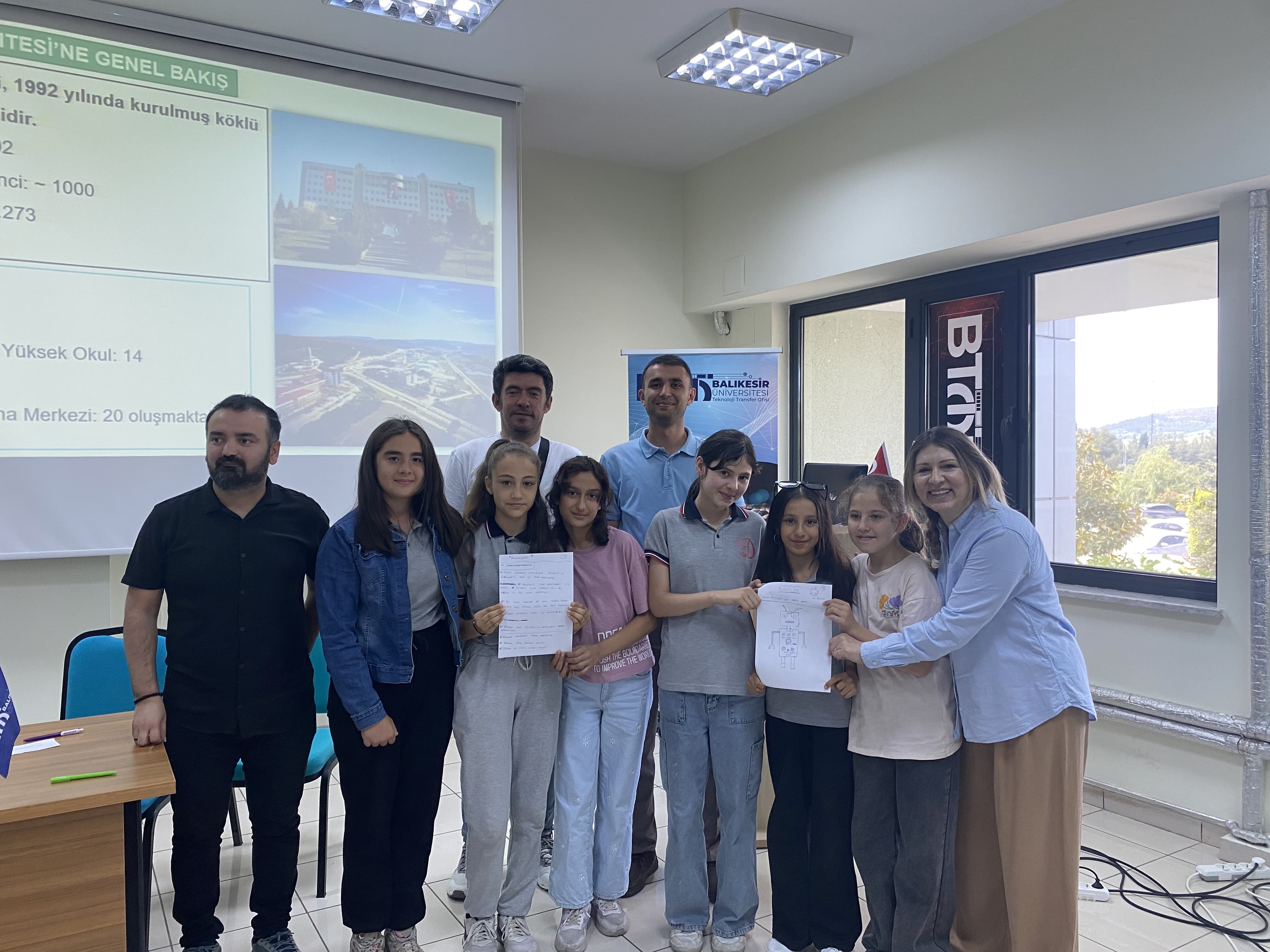 Teknoloji Yolculuğu BAÜN TTO ile Başladı: Ortaokul Öğrencileri Bilim ve Girişimcilikle Tanıştı 6