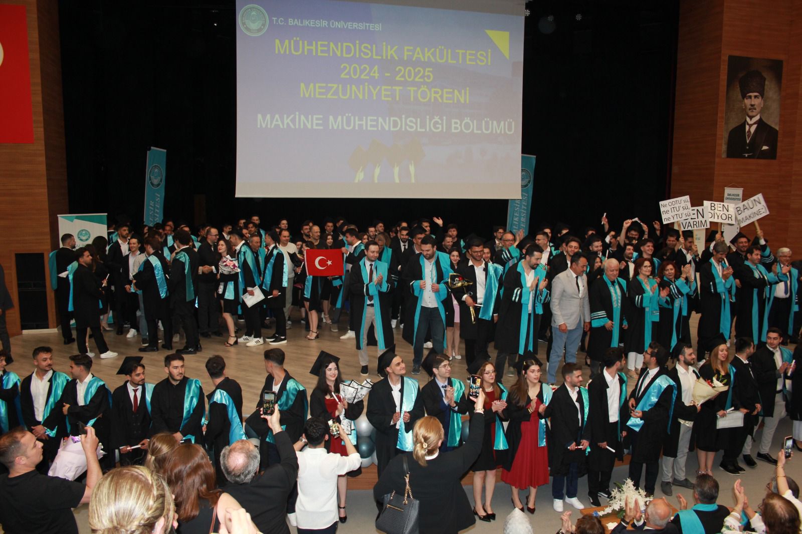 Makine Mühendisliği Mezuniyet Heyecanı 1