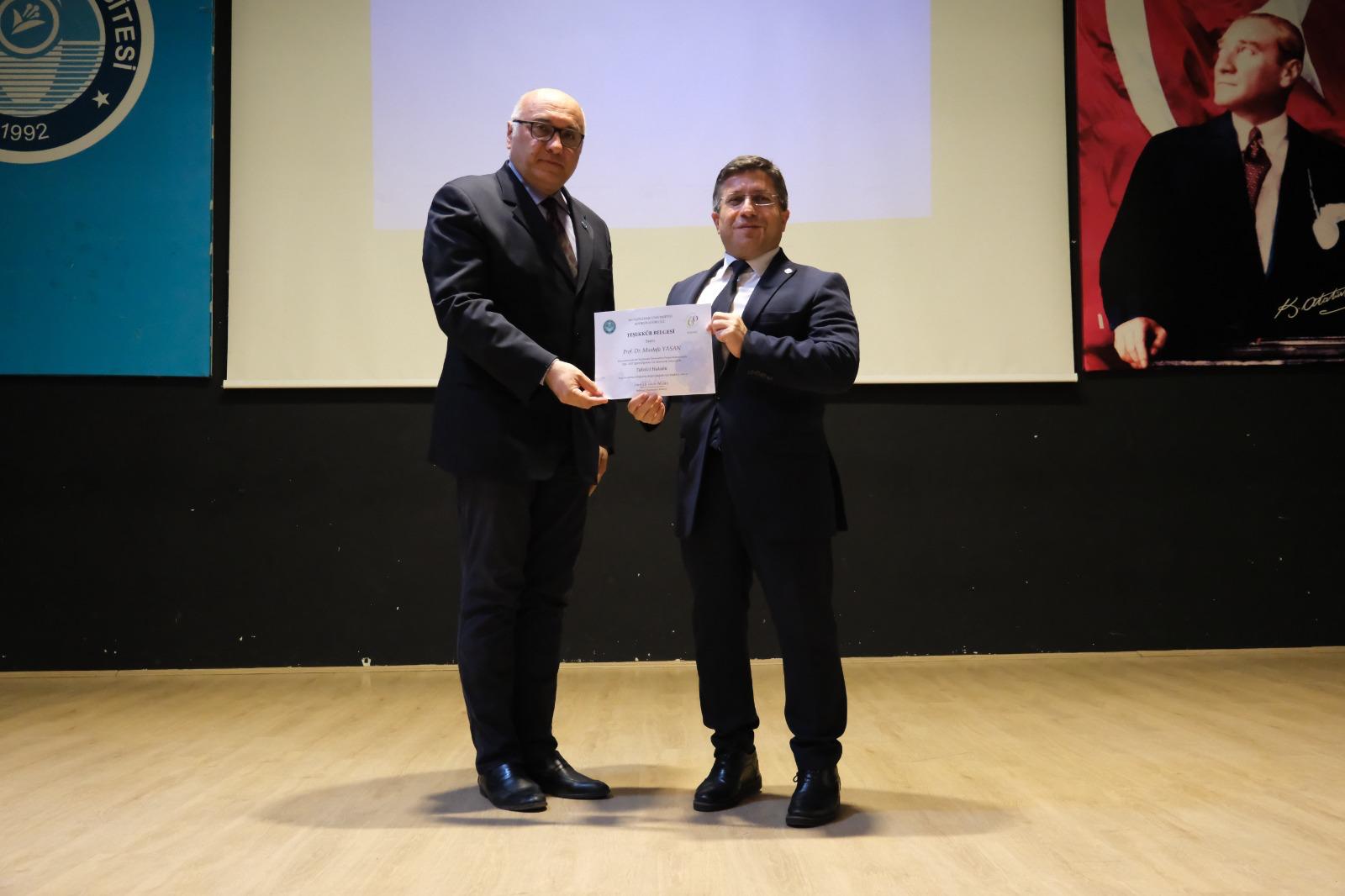 Yaş Alındı Ama Enerji Azalmadı: BAÜN 60+ Tazelenme Üniversitesi'nde Mutlu Kapanış 2