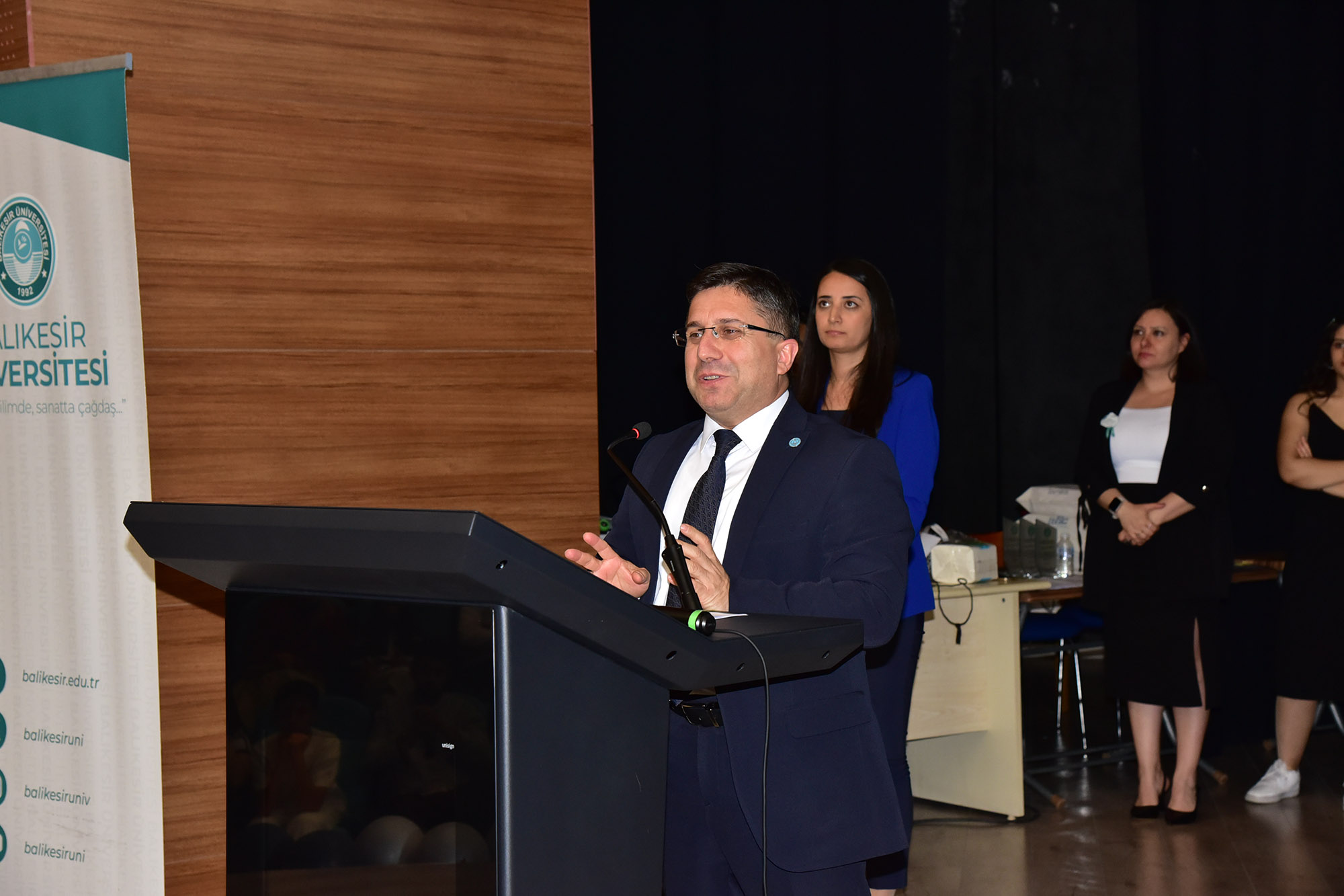 Hayalleri Çizen Eller Artık Mimar: Mimarlık Fakültesinden Mezuniyet Sevinci 5
