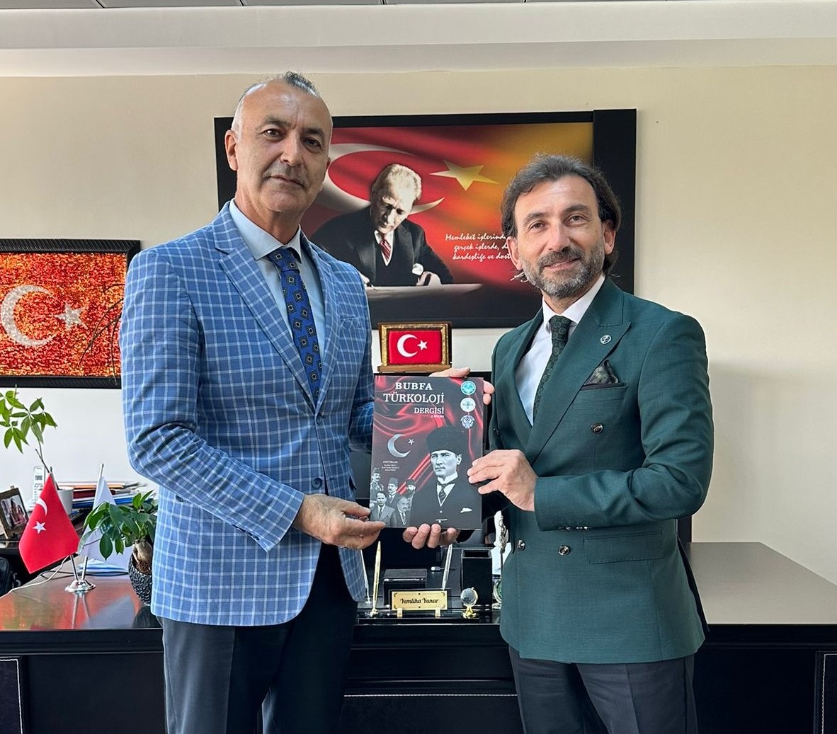 BUBFA Öğrencilerinin Hazırladığı Dergiler, Üniversite Yönetimine Takdim Edildi 5