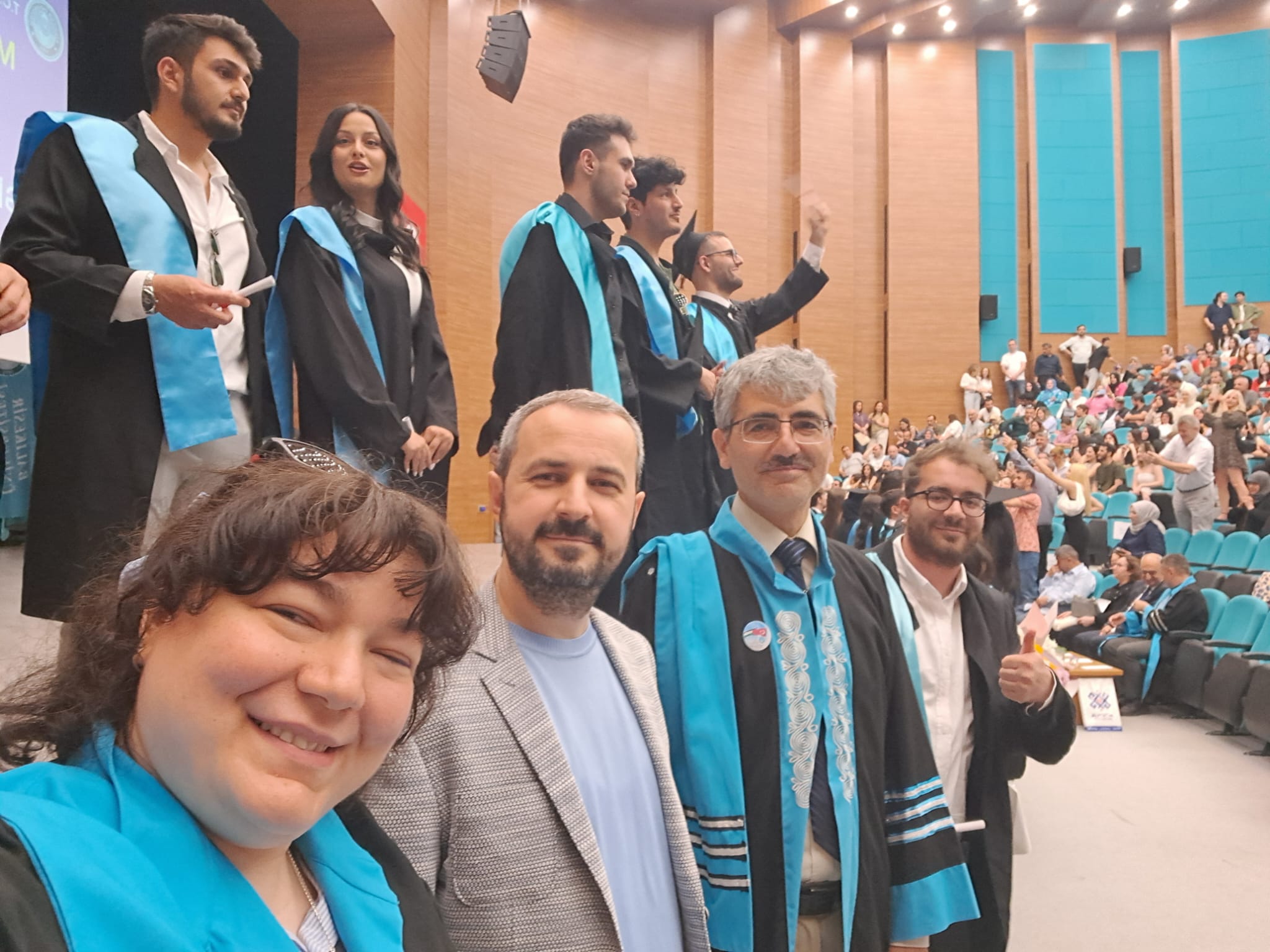 Fakültesi Mezuniyet Töreni Coşkuyla Gerçekleşti 2