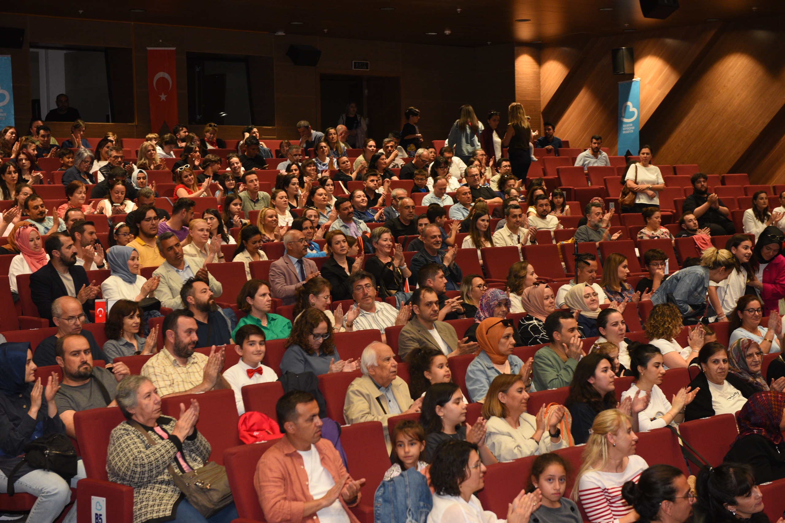 Balıkesir Üniversitesi Çocuk Korosundan Sanat ve Başarı Dolu Bir Yıl 7
