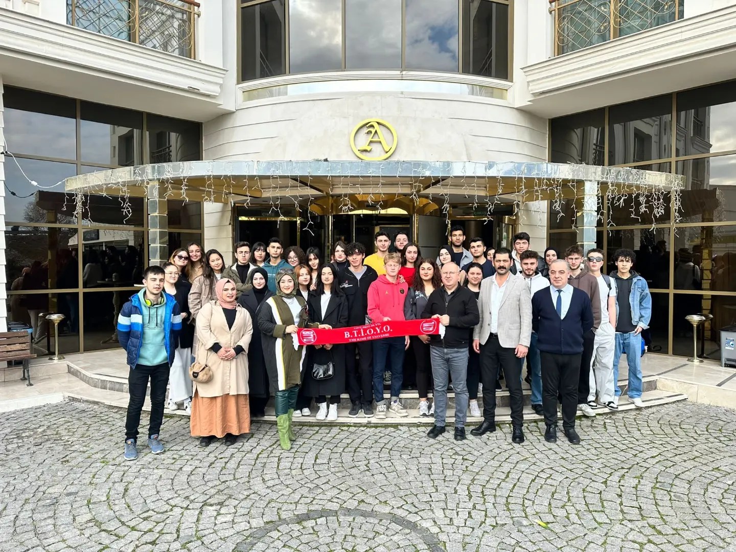 Turizm İşletmeciliği Bölümü 1. Sınıf öğrencilerine yönelik eğitim gezisi düzenlendi. 2