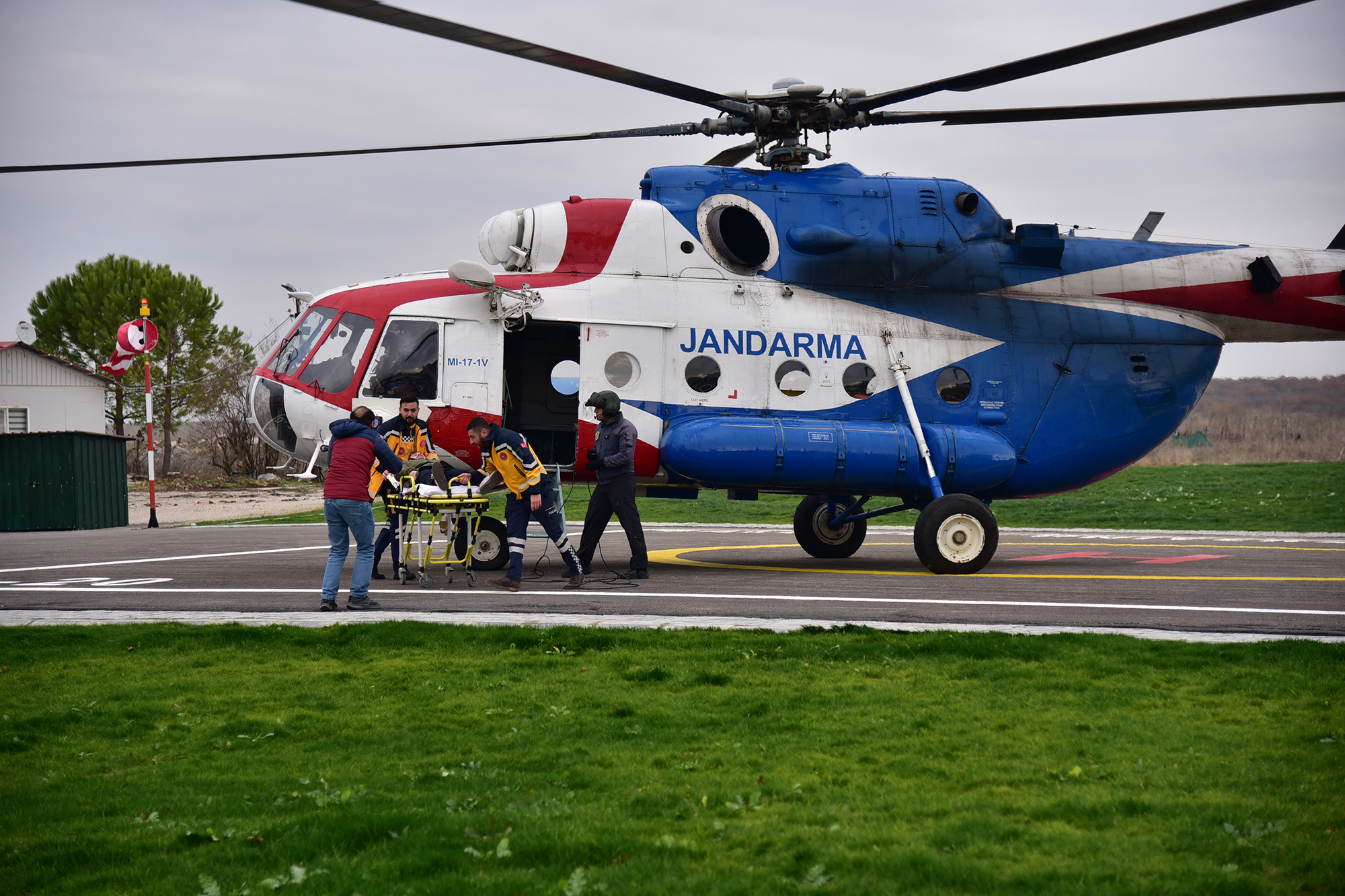 BAÜN Hastanesinden Sağlıkta Büyük Adım: Heliport Acil İniş Alanı Hizmete Girdi 2