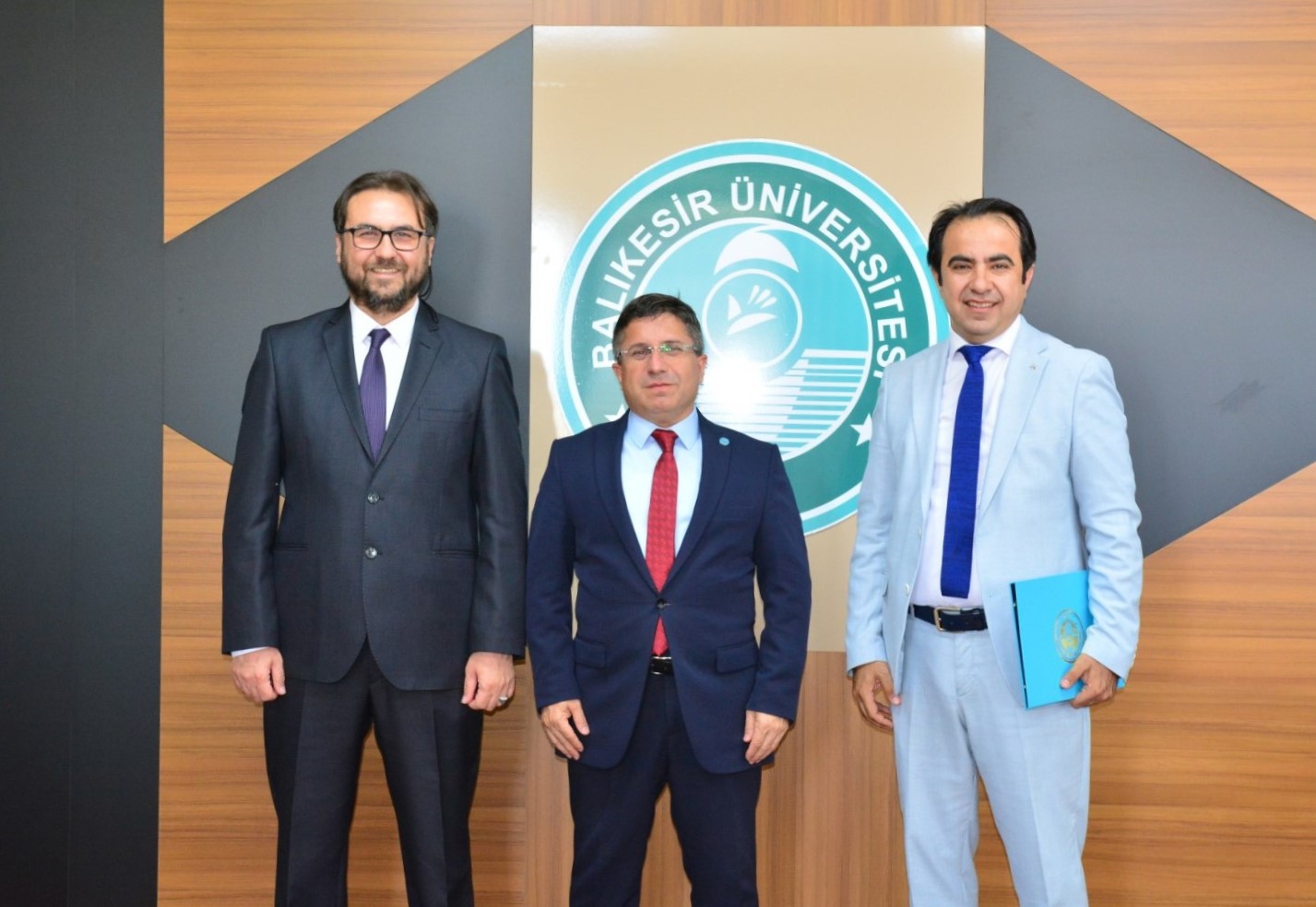BAÜN Sosyal Bilimler Enstitüsünde Devir Teslim Gerçekleştirildi 3