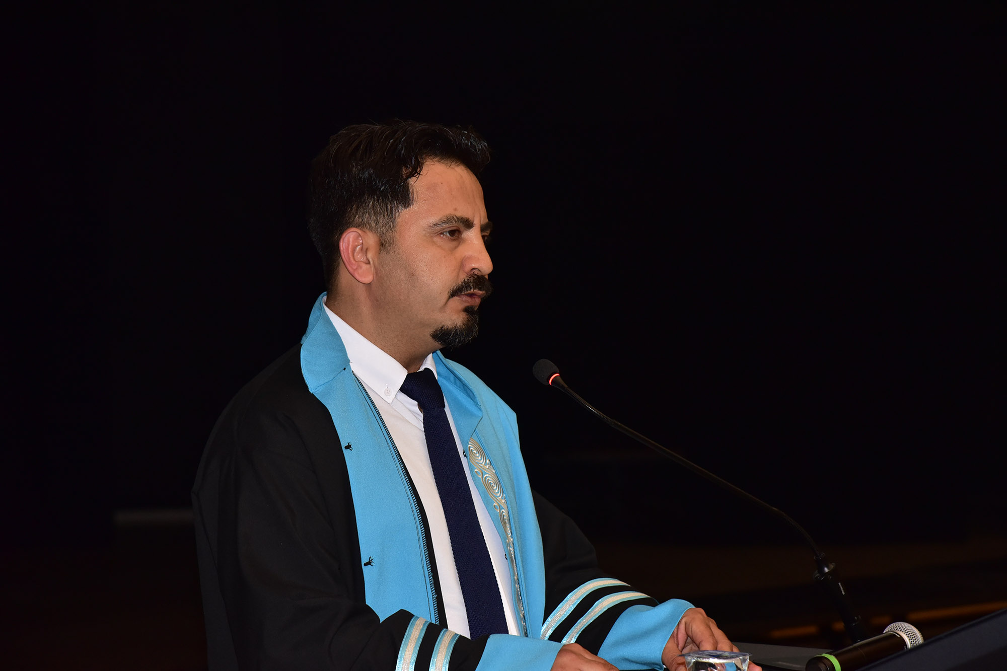 BAÜN’lü Genç Hekimler Mesleğe Uğurlandı: Tıp Fakültesinde Mezuniyet Gururu 5