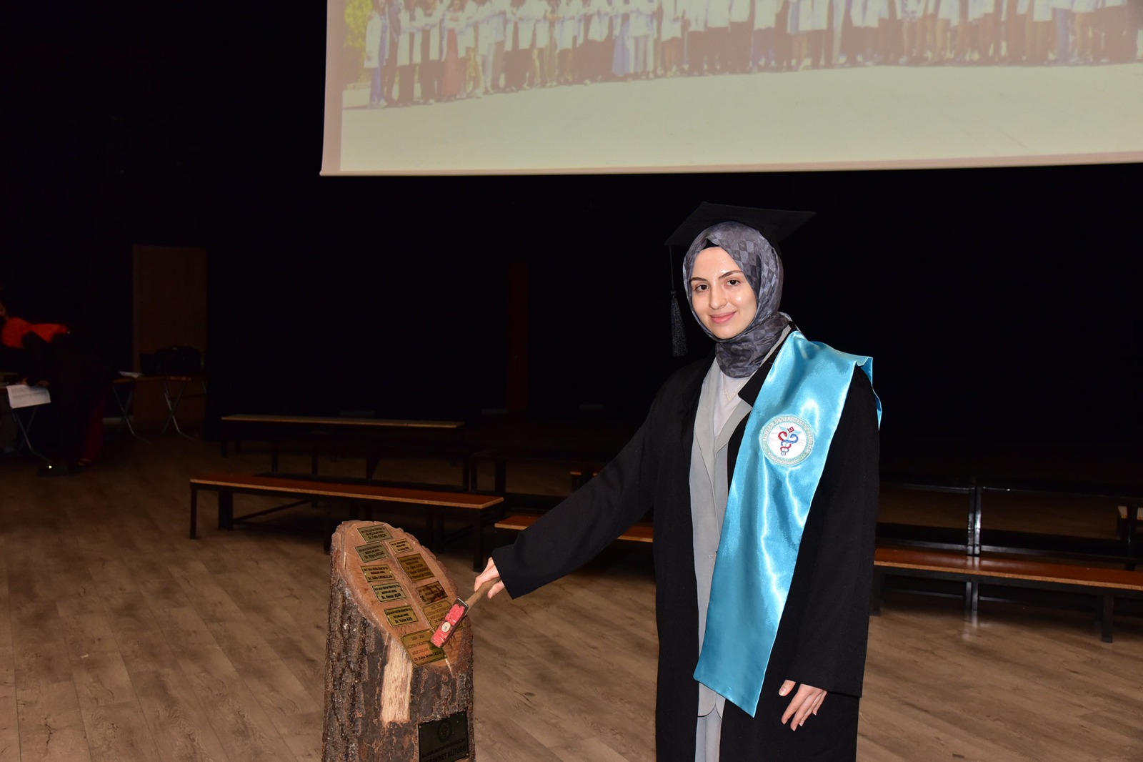 BAÜN’lü Genç Hekimler Mesleğe Uğurlandı: Tıp Fakültesinde Mezuniyet Gururu 15