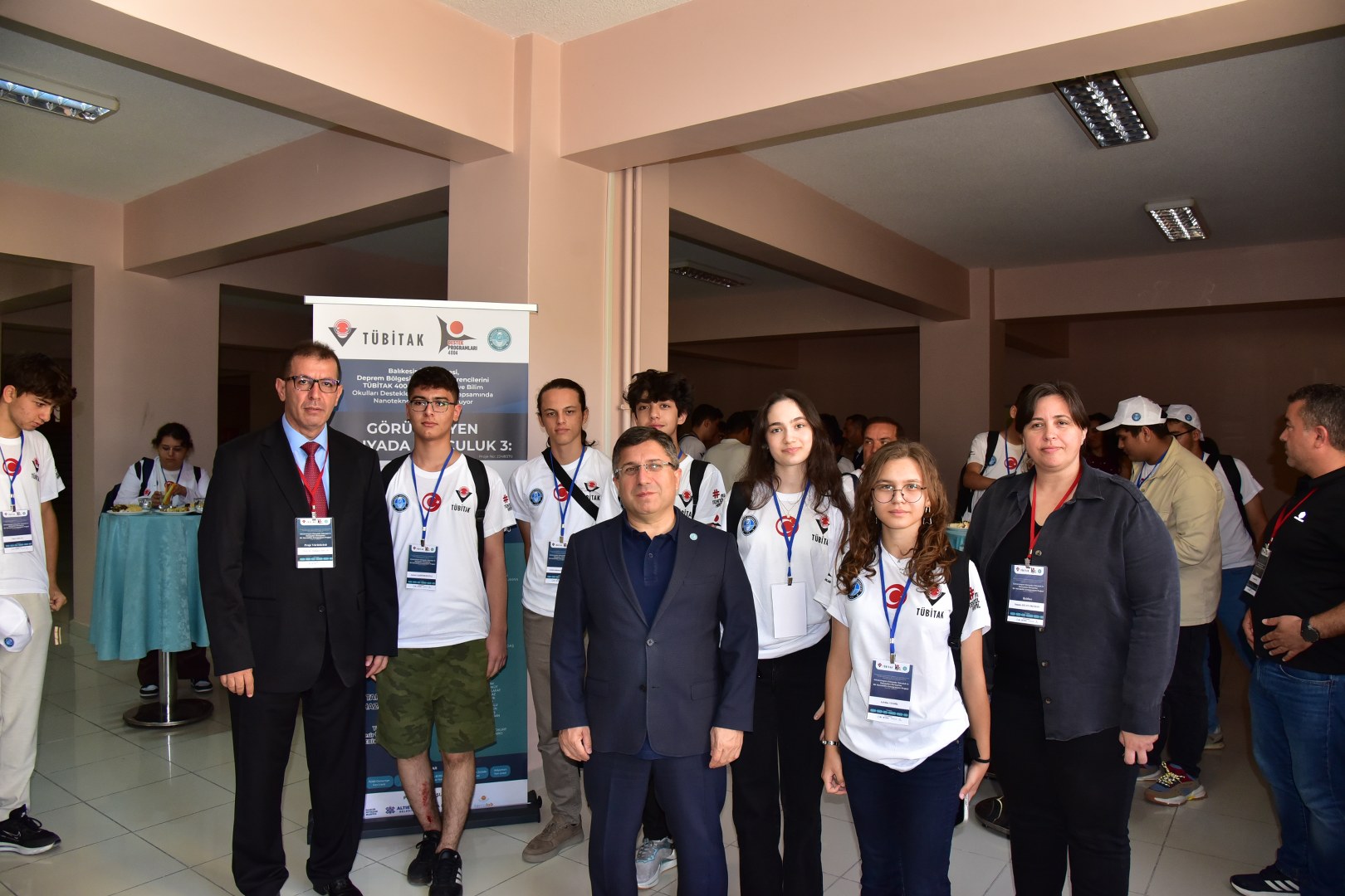 BAÜN’de Geleceğin Teknolojisine Yolculuk: Nanobilim Projesi Deprem Bölgesinden Öğrencilerin Katılımıyla Gerçekleştiriliyor 15