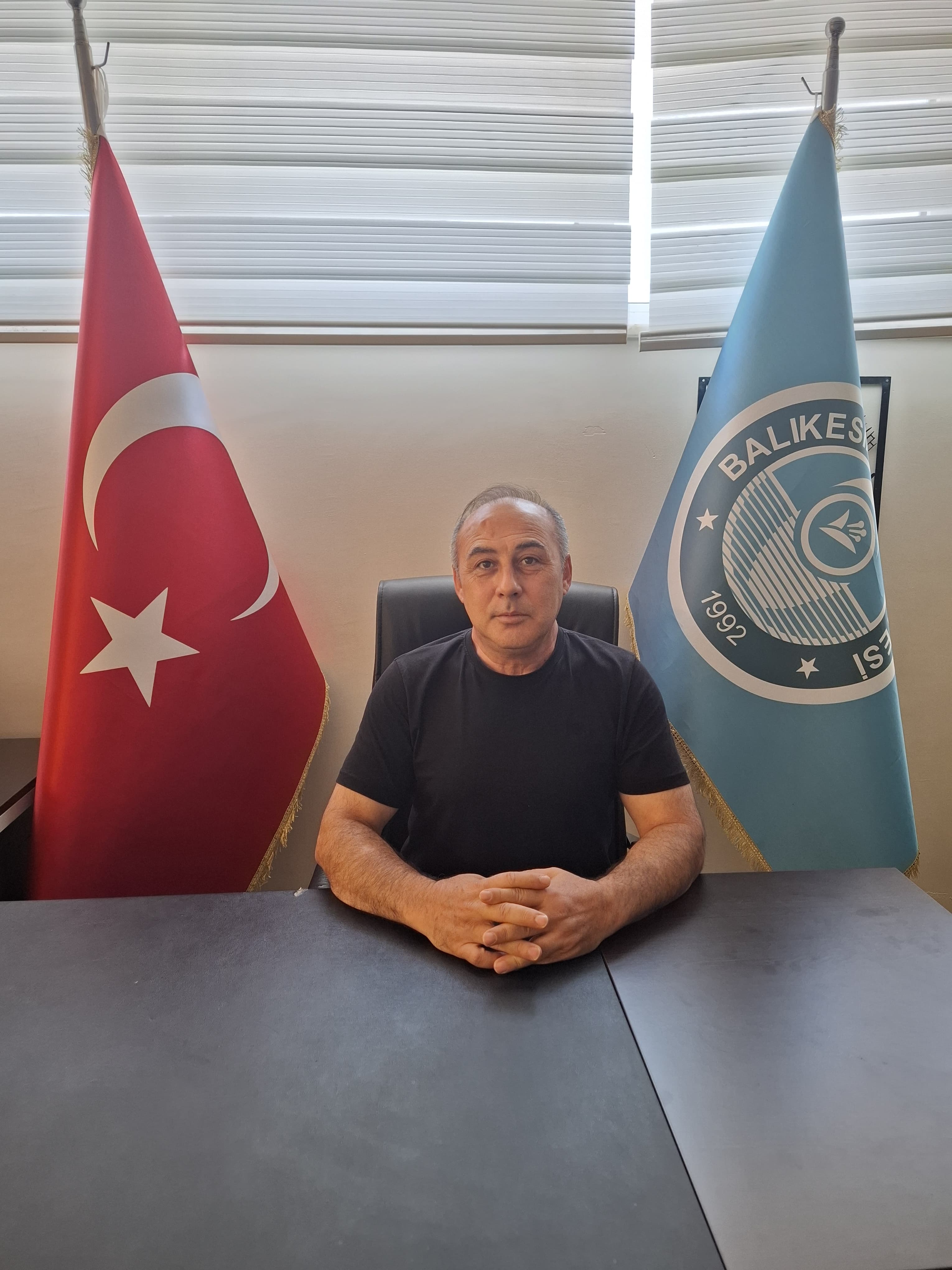 İsmail ÖZÇELİK
