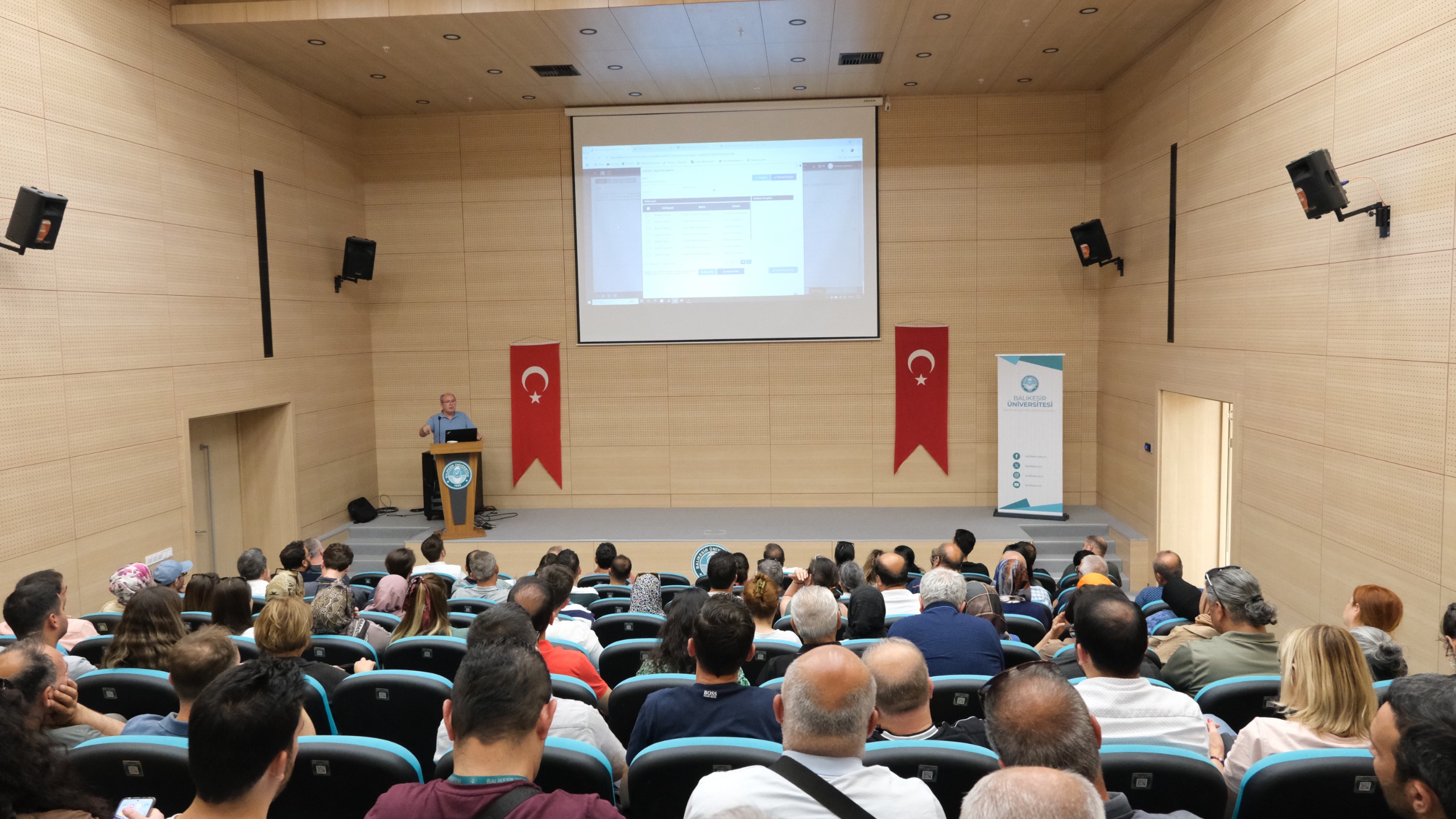 Hizmet İçi Eğitim Programı Kapsamında Üniversitemiz Personeline EBYS Eğitimi Verildi