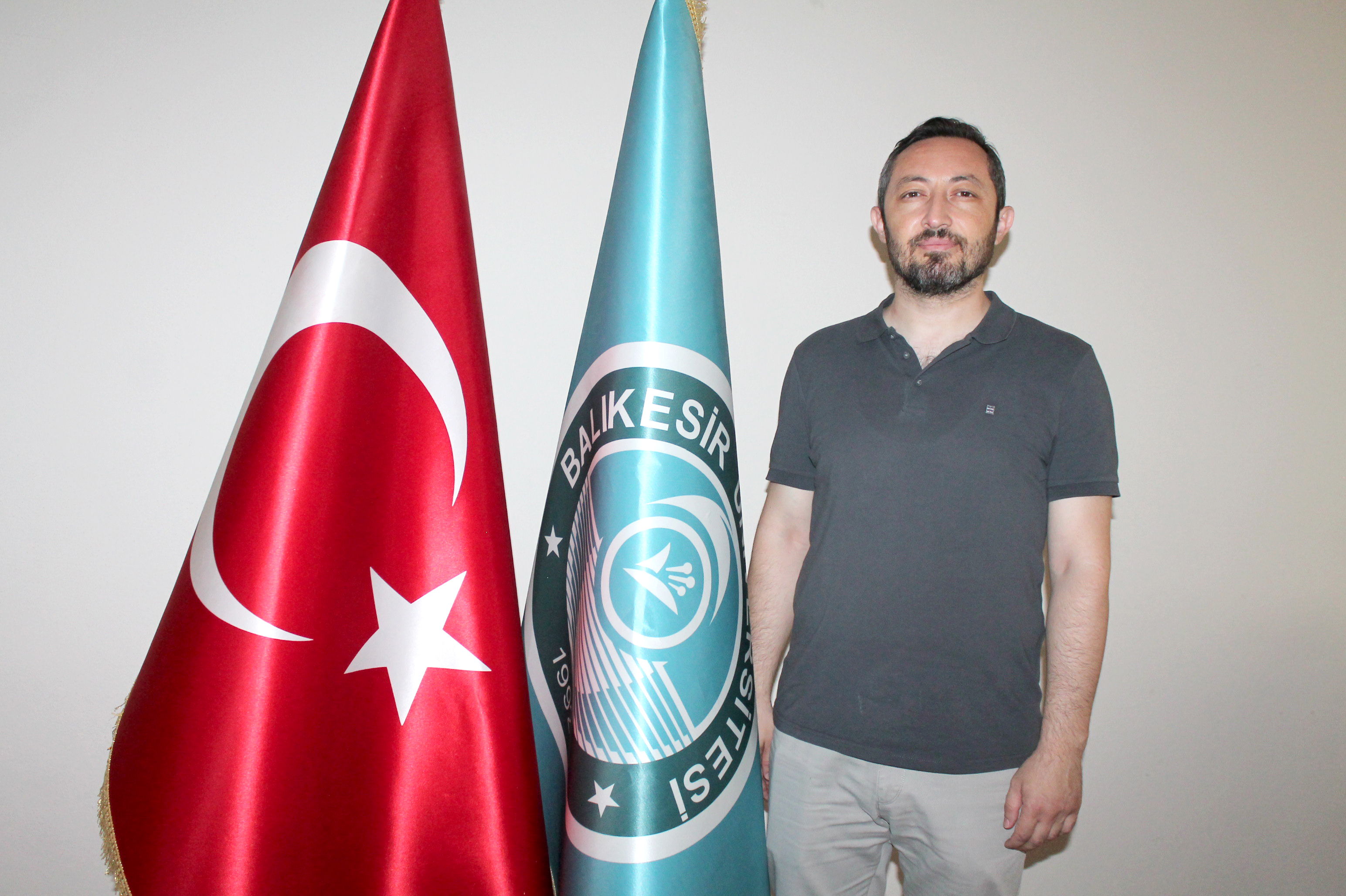ÖZGÜR ÇELİK