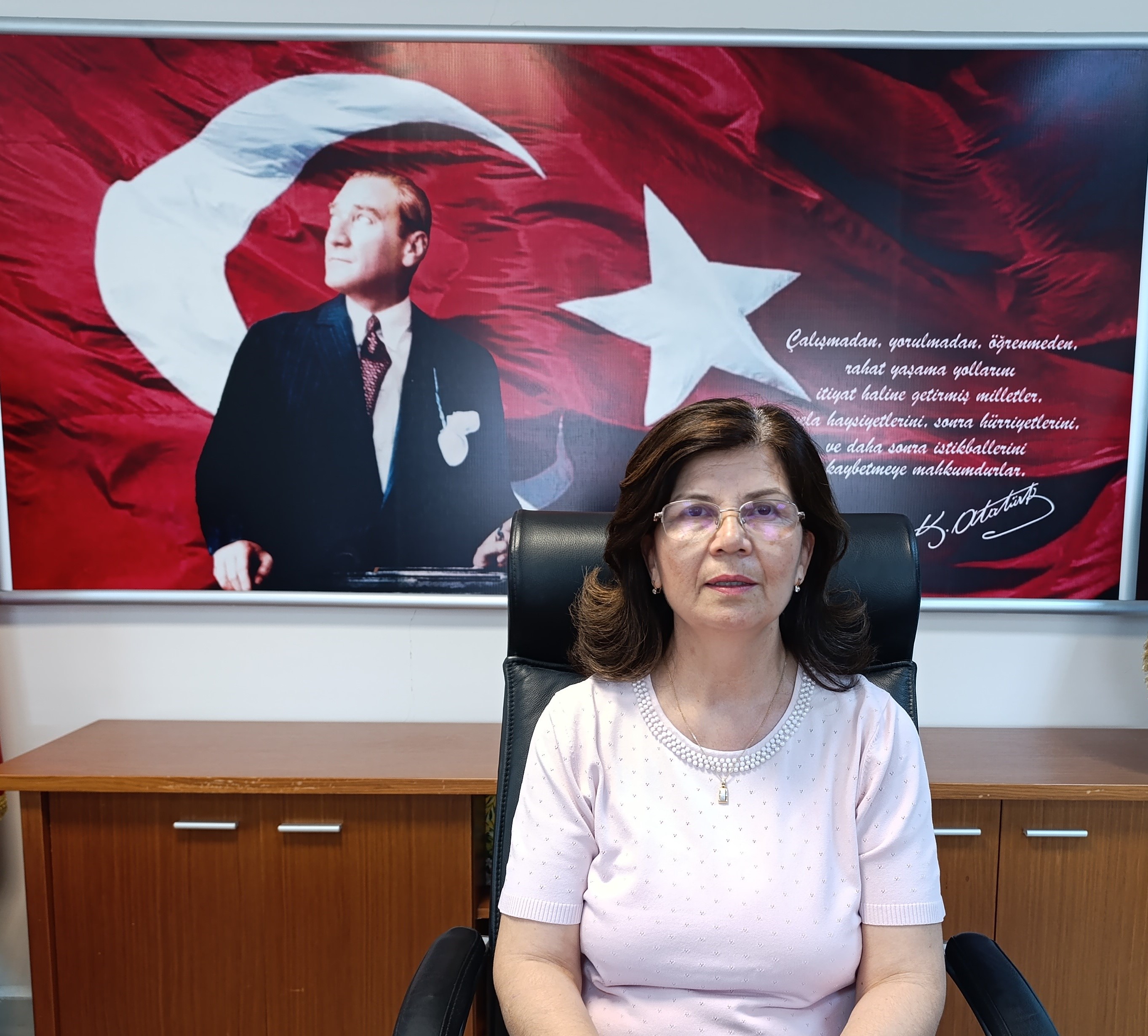 PERİHAN EFE