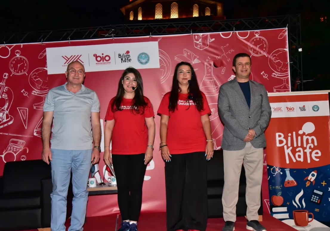 Balıkesir Üniversitesi Bilim Kafe Serisi İlk Buluşması: Meslekler ve Kariyer Yolculuğu Büyük İlgi Gördü 1