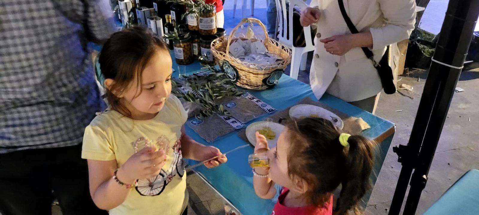Edremit MYO, Bilim Kafe Etkinliğinde Zeytin Ürünleriyle Yer Aldı 6