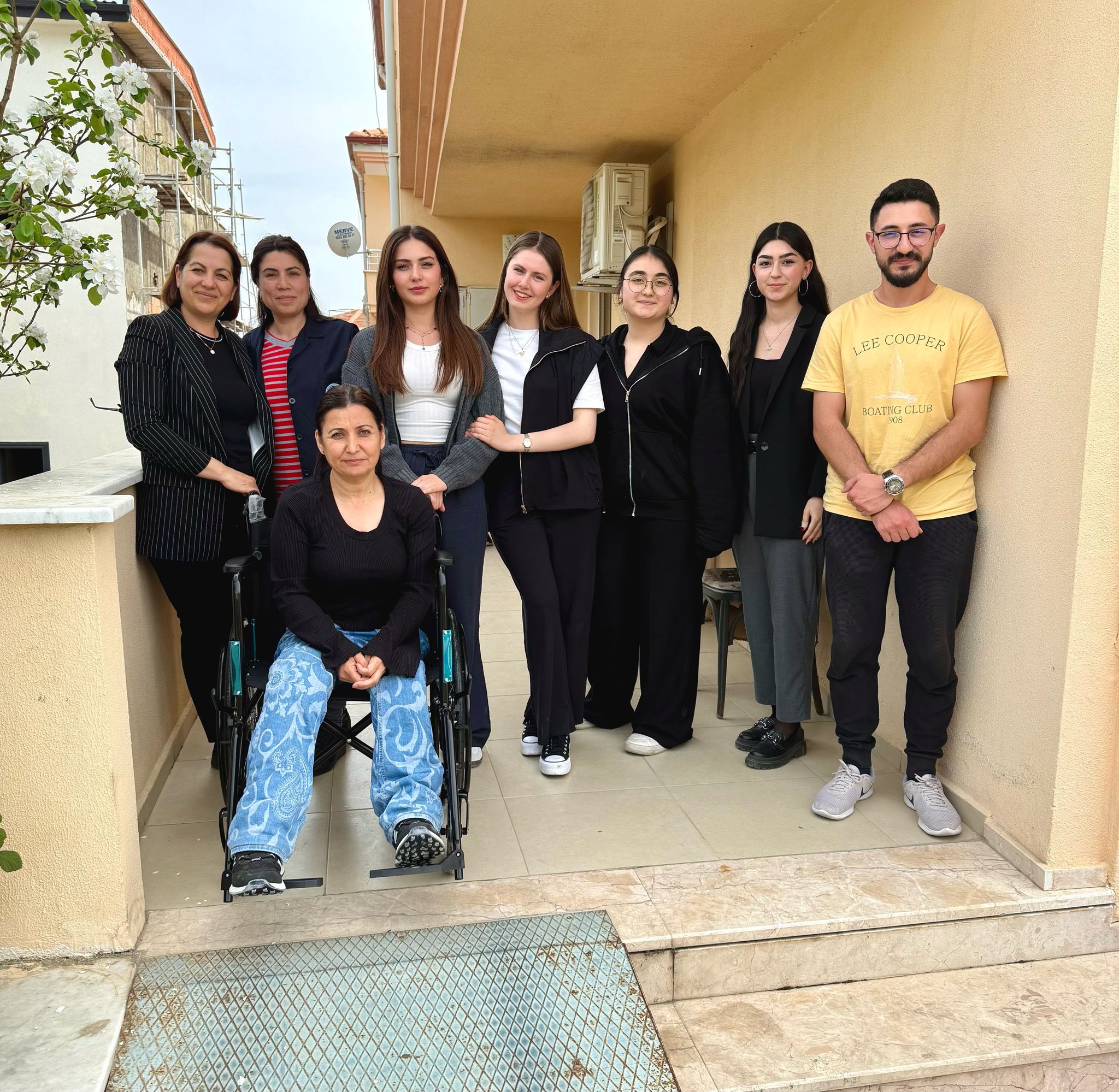 Sosyal Sorumluluk Projesi Kapsamında Gamsız Ailesine Anlamlı Ziyaret Gerçekleştirildi