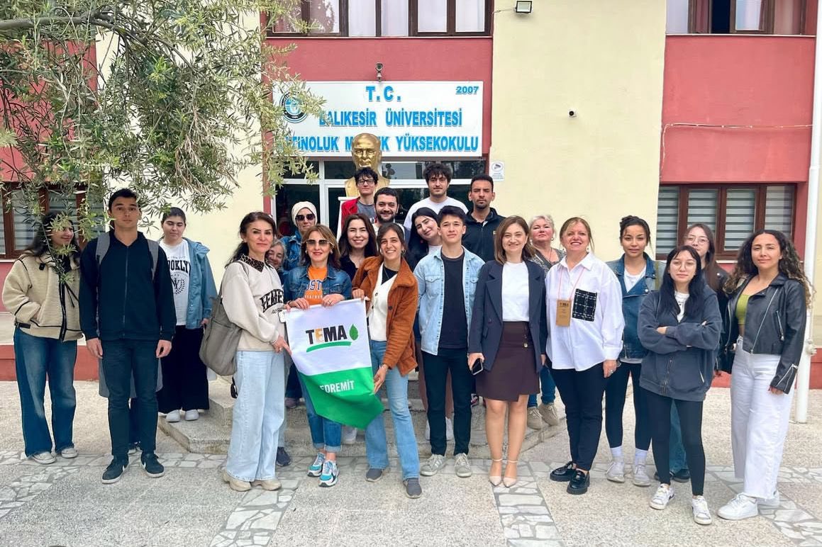Altınoluk Meslek Yüksekokulunda İklim Değişikliği Farkındalığı Etkinliği 1