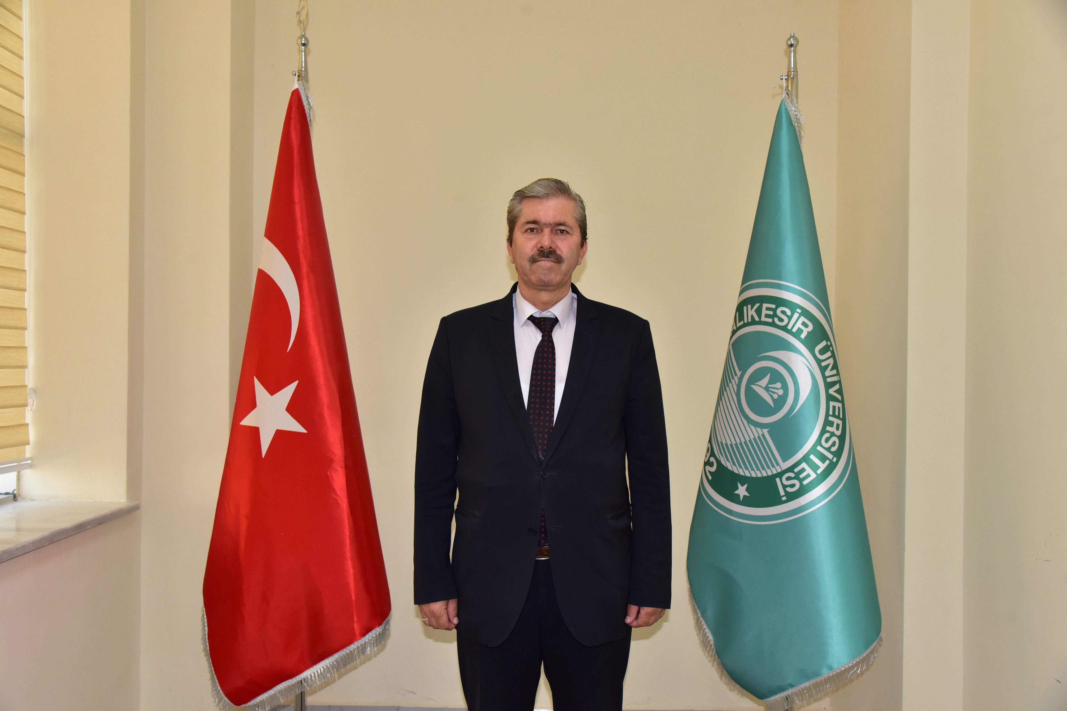 Prof.Dr. Mehmet ÖZKAN