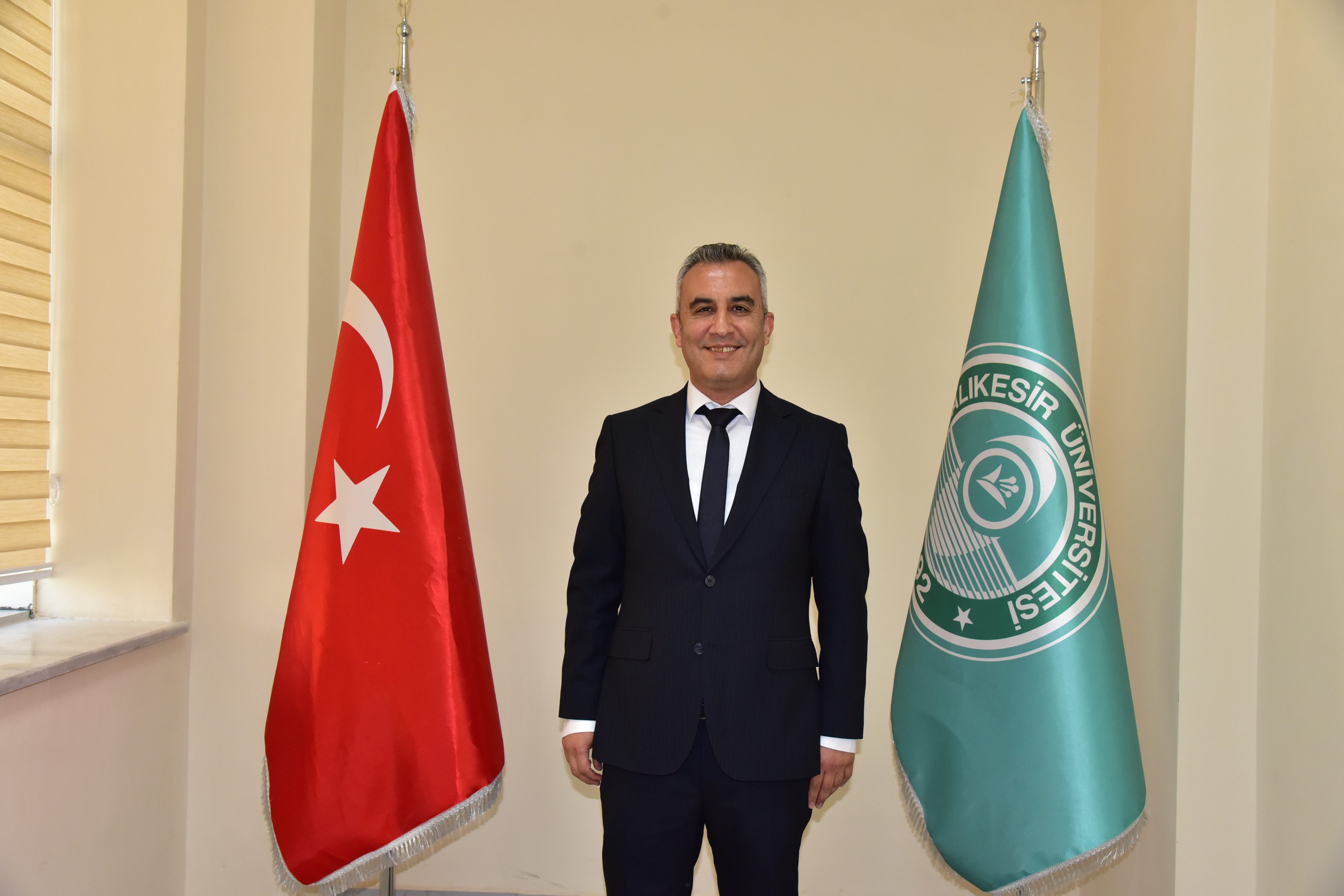 Doç.Dr. Murat AKKUŞ
