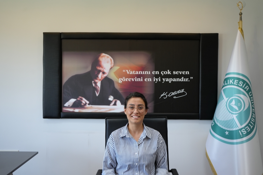 Yaprak KAMAR 
