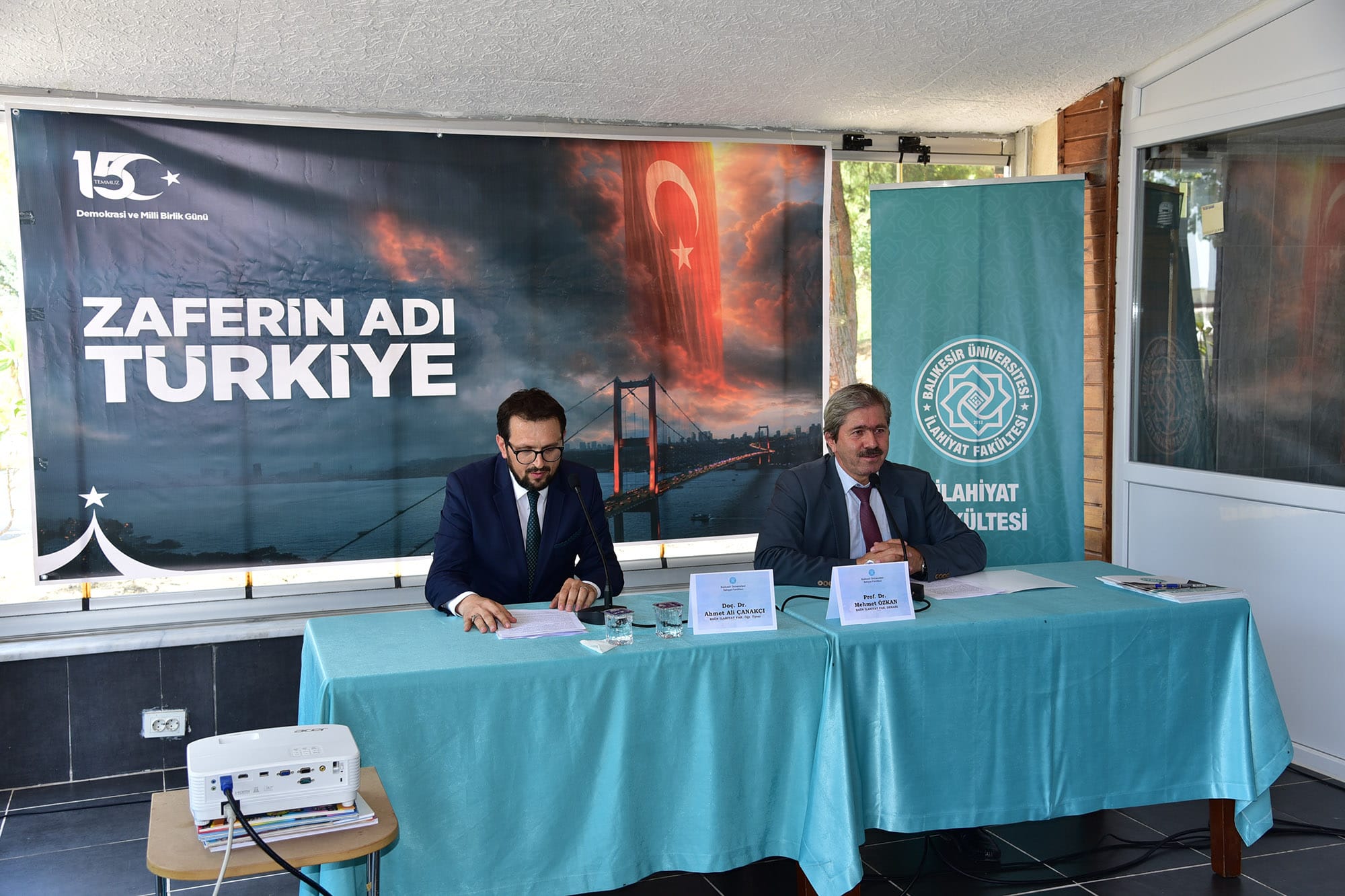 15 Temmuz Zaferin Manevi Dinamikleri başlıklı bir söyleşi düzenlendi.