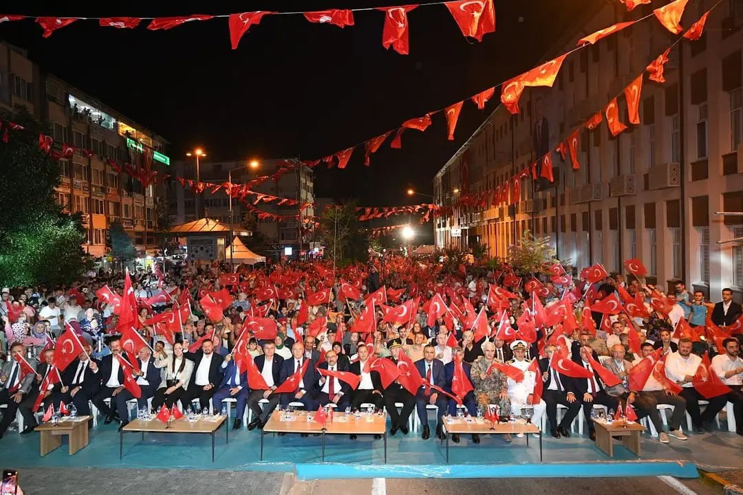 Balıkesir'de 15 Temmuz Coşkusu 3