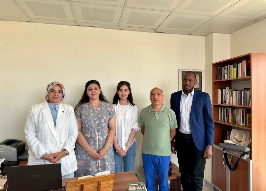 Üniversitemiz, Uluslararası Akademik İş Birliklerini Geliştirme Hedefi Doğrultusunda Önemli Bir Ziyarete Ev Sahipliği Yaptı 2