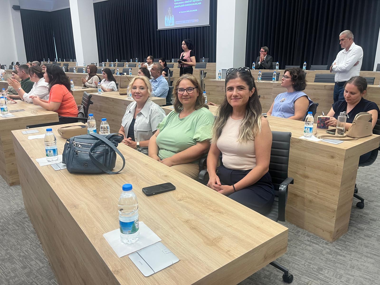 Balıkesir MYO Müdürü Doç. Dr. Fatmagül Tolun "İşyerinde Toplumsal Cinsiyet Eşitliği Ve Şirketlerin Sorumlulukları" Seminerine Katıldı 1