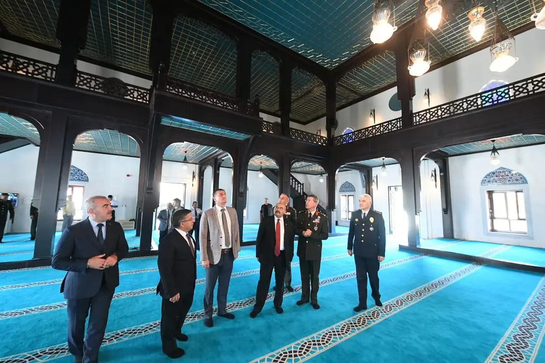 Üniversitemiz Rektörü Prof Dr Yücel Oğurlu Balıkesir'de Balıkesir Kara Astsubay Meslek Yüksek Okulu Camii Açılışına Katıldı 7