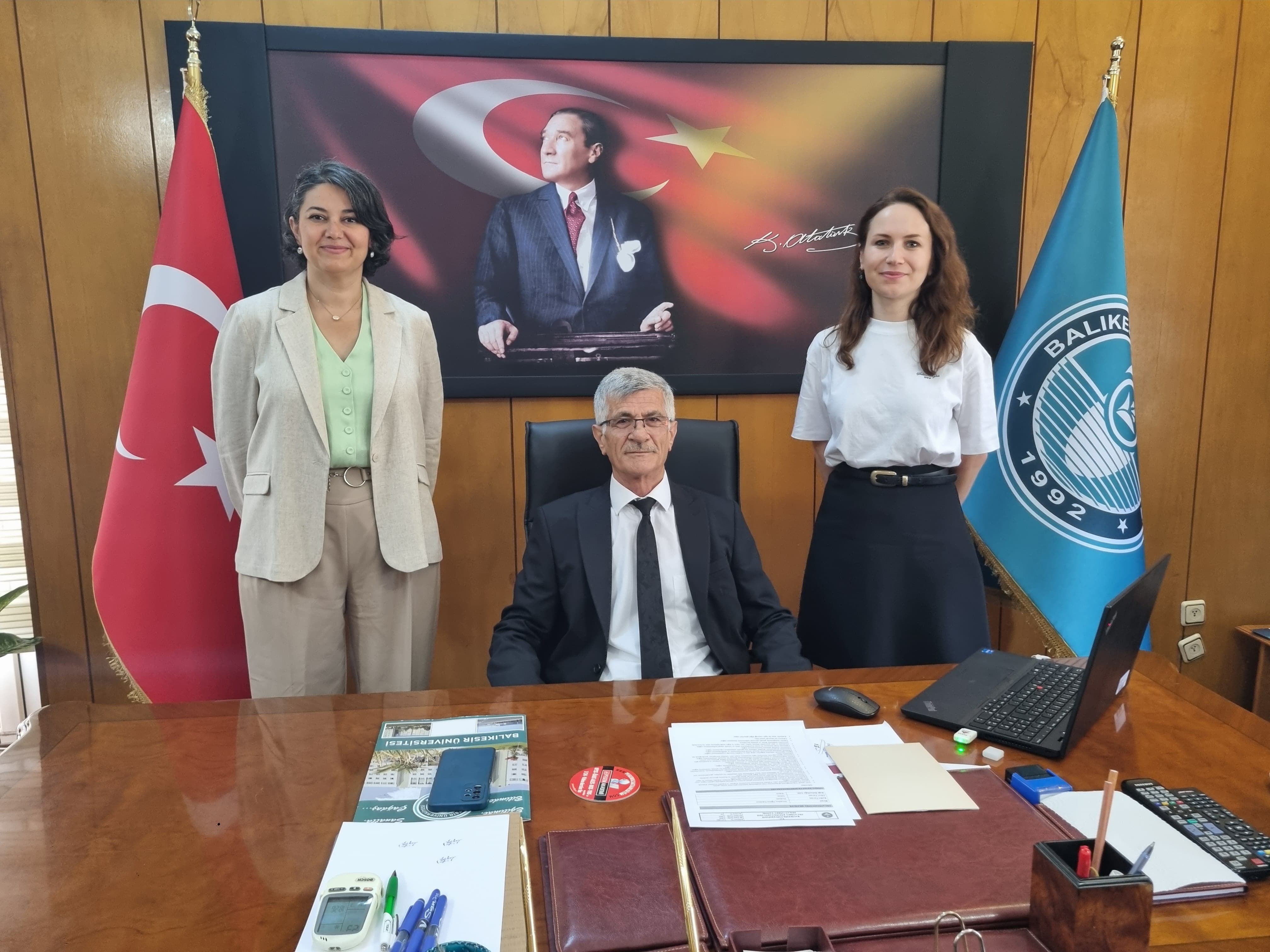 Öğretim Üyemizin Dekan Yardımcılığı Ataması 1