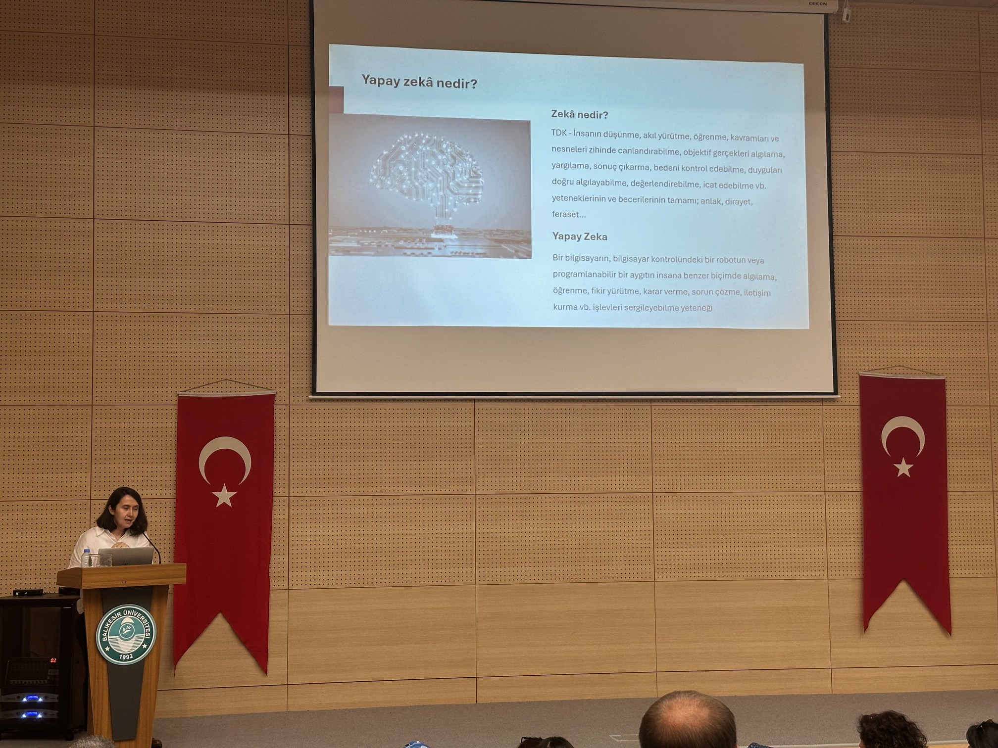 Üniversitemiz İdari Personeline Yapay Zeka Bilgilendirme Eğitimi Verildi 3