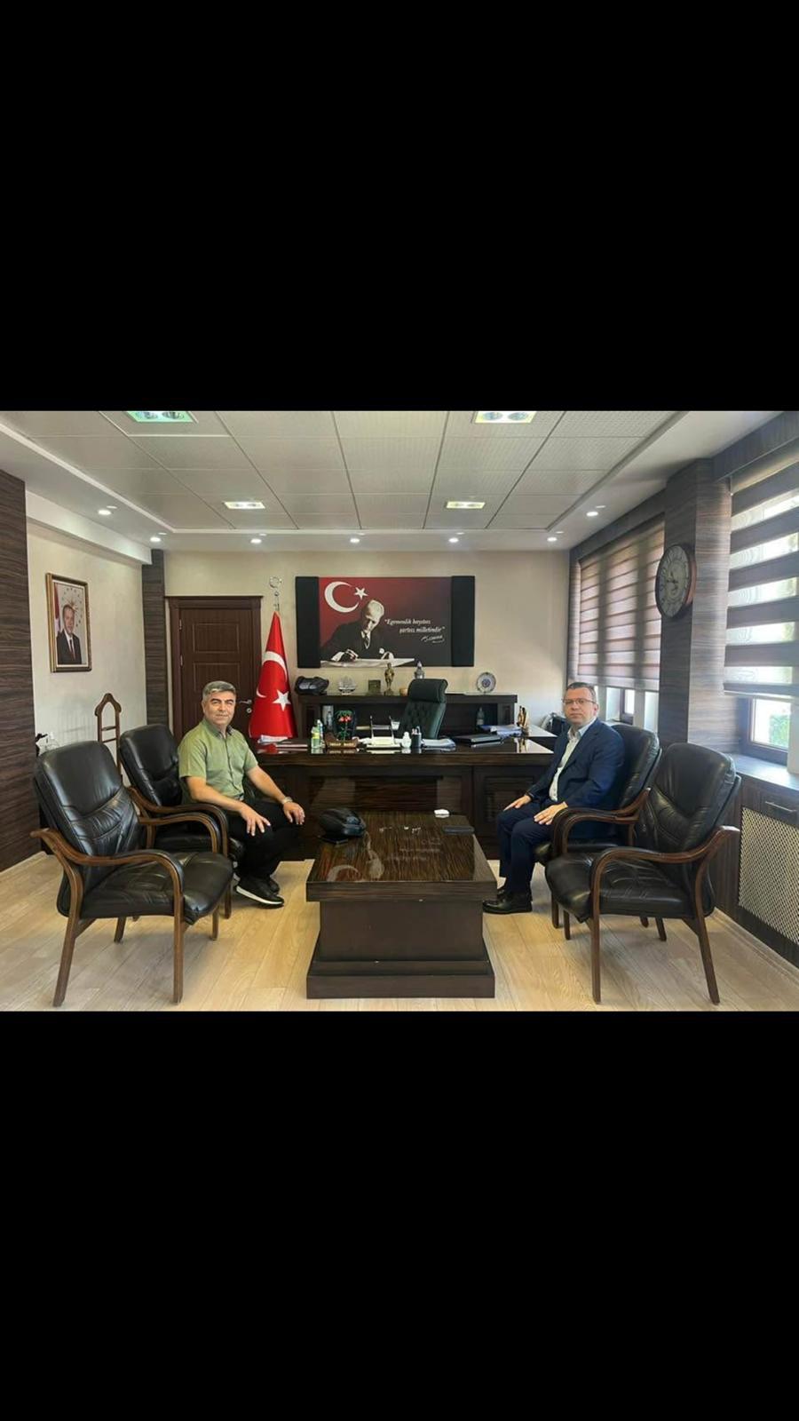 Savaştepe MYO’dan Savaştepe Kaymakamı Sayın Furkan Berber’e Hayırlı Olsun Ziyareti.