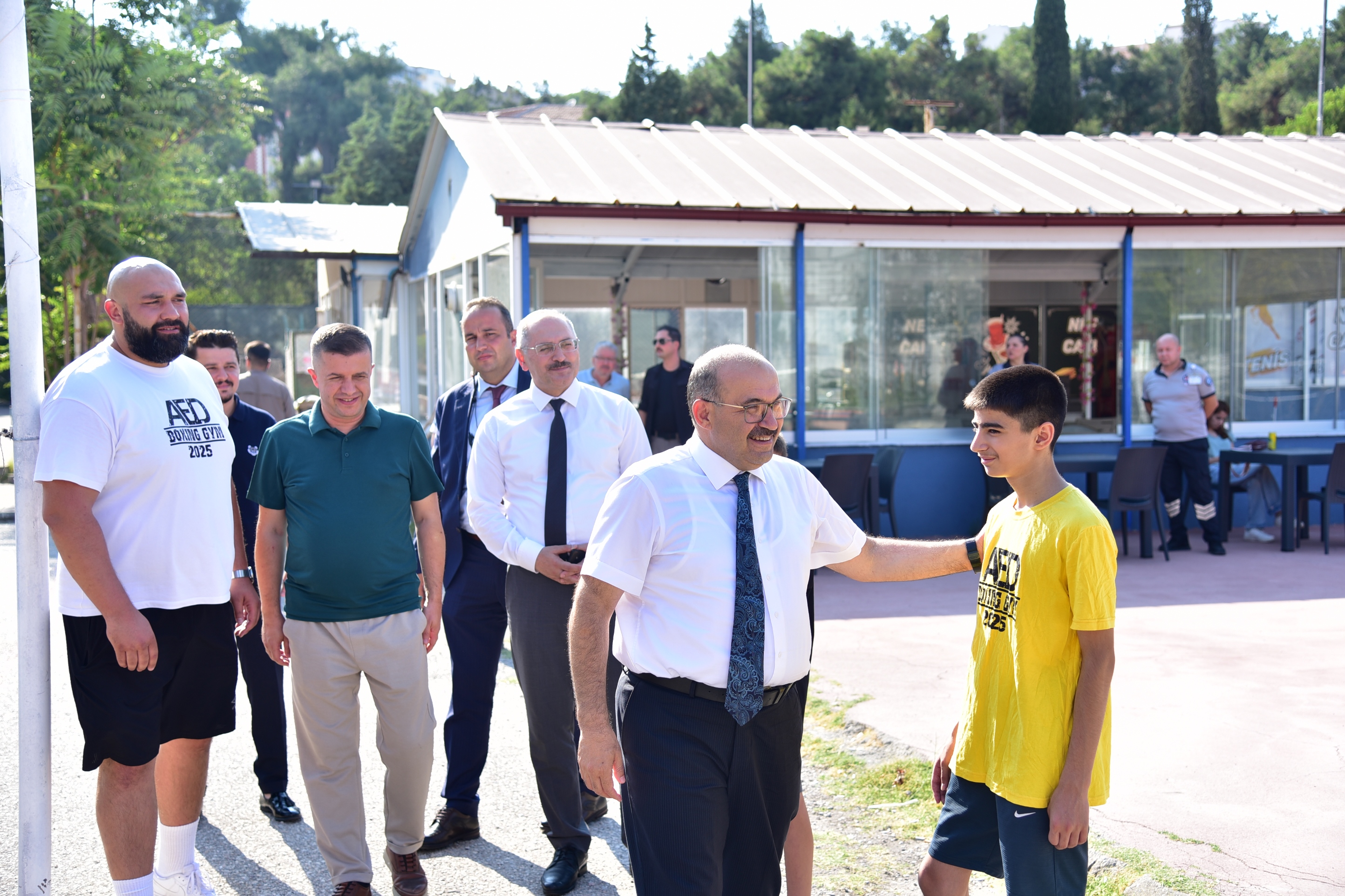 Vali İsmail Ustaoğlu ve İl Protokolü BAÜN’de Geleceğin Şampiyonlarıyla Buluştu 2