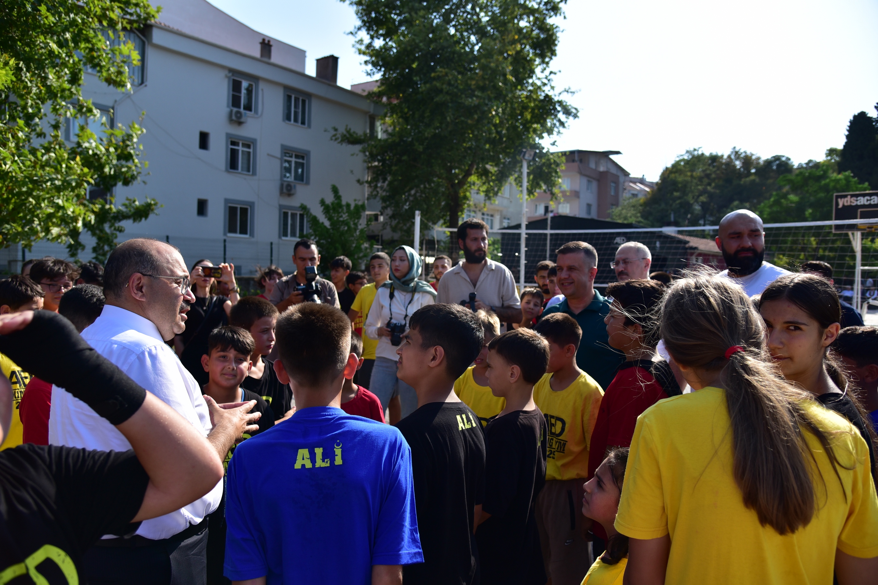 Vali İsmail Ustaoğlu ve İl Protokolü BAÜN’de Geleceğin Şampiyonlarıyla Buluştu 3
