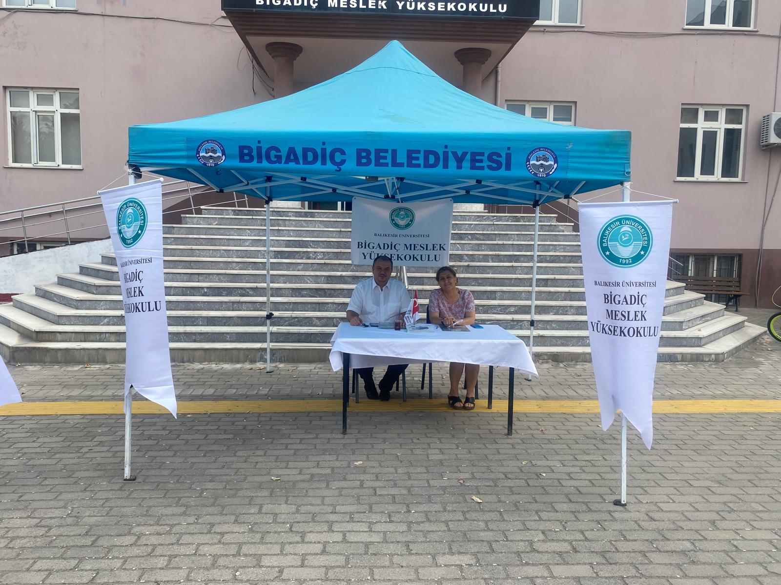 2025 YKS Sonuçlarının Açıklanmasıyla Birlikte Aday Öğrencilerimizi Ağırlıyoruz. 3