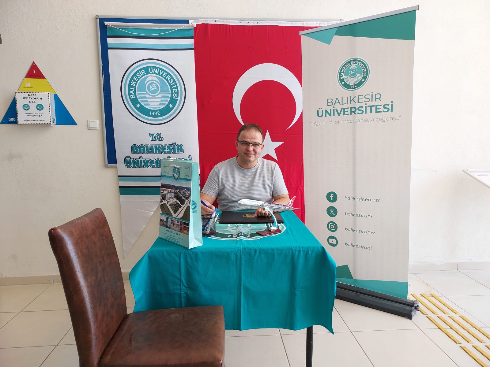 Yüksekokulumuz Tanıtım Standı Hizmetinizde! 3