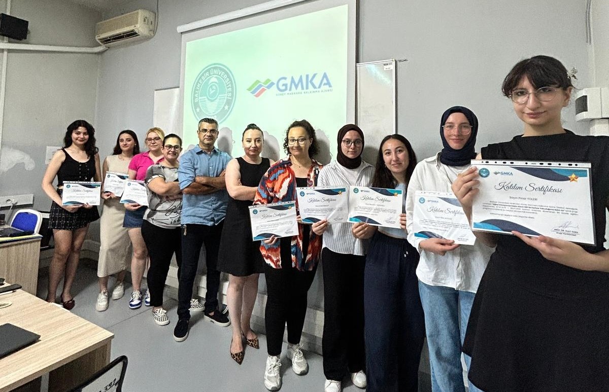 BAÜN İmzalı “Dijital Dönüşüm Kadın Gücü” Projesi Başarıyla Tamamlandı 3