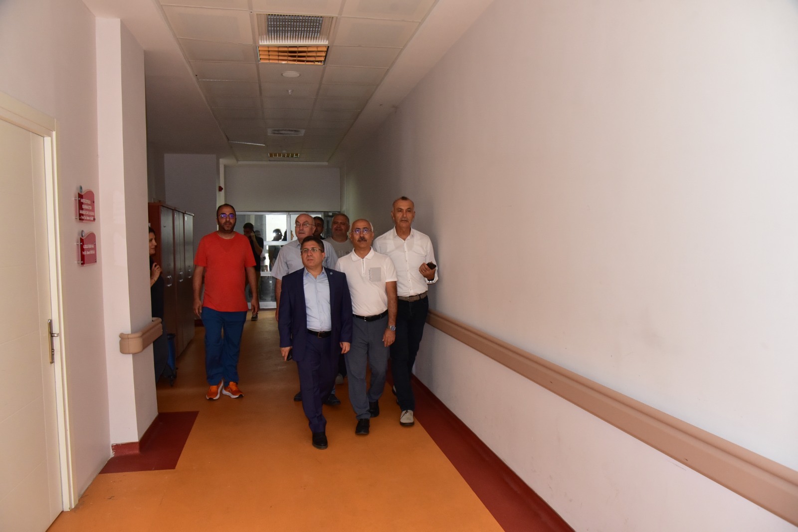 Rektör Oğurlu ve Üniversite Üst Yönetiminden Deprem Sonrasında İncelemeler 14