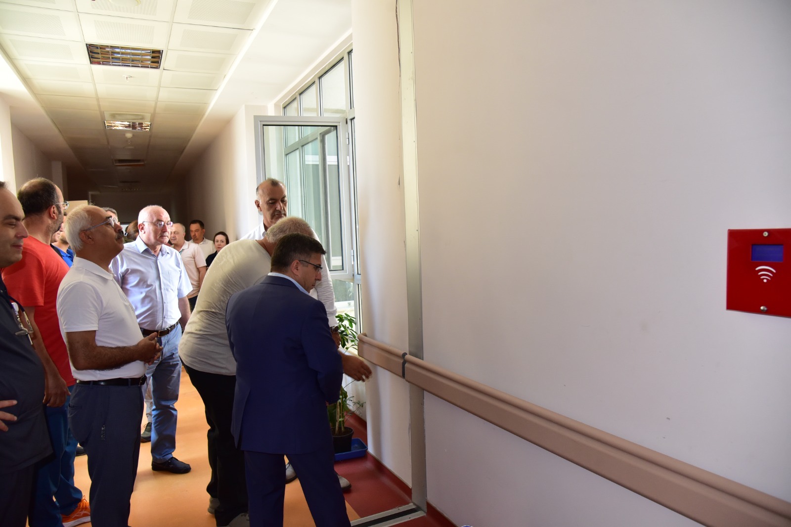 Rektör Oğurlu ve Üniversite Üst Yönetiminden Deprem Sonrasında İncelemeler 15