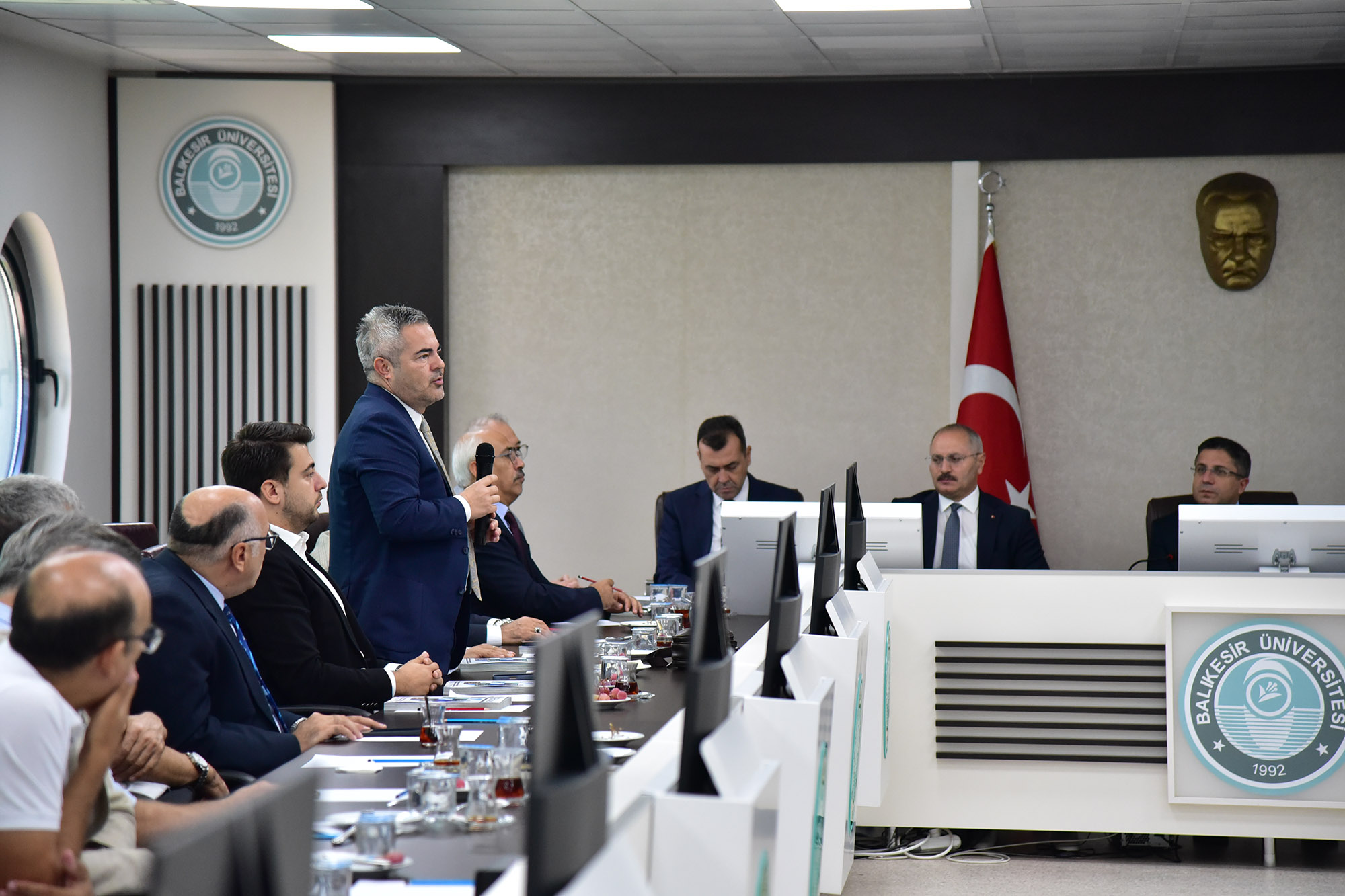 Üniversite ve Şehir Arasında Köprü: Balıkesir Üniversitesi Danışma Kurulu İlk Toplantısını Yaptı 11